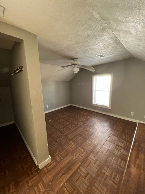 311 W Henry Street