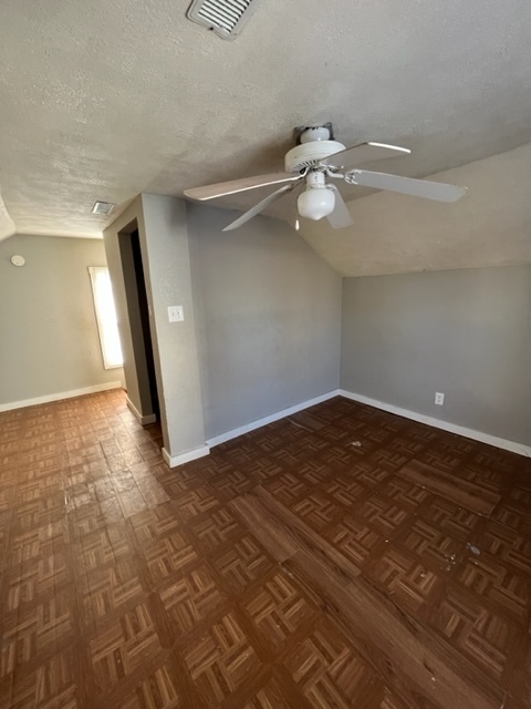 311 W Henry Street