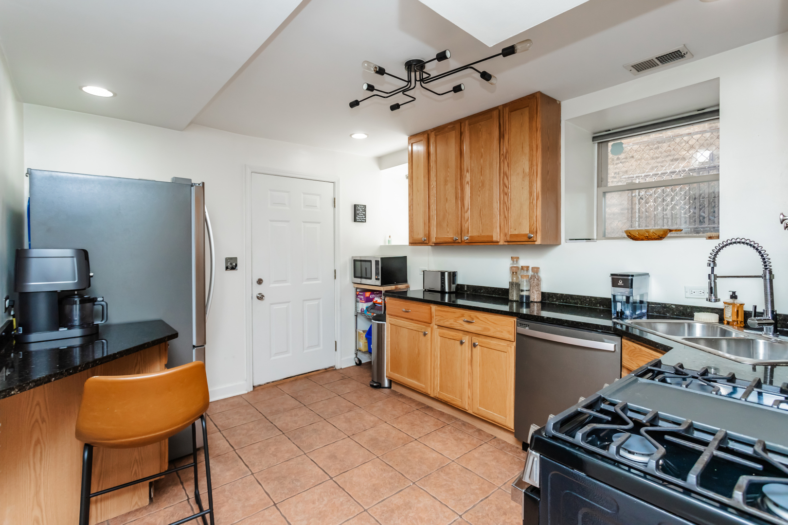 2627 N Kimball Avenue Unit: GA