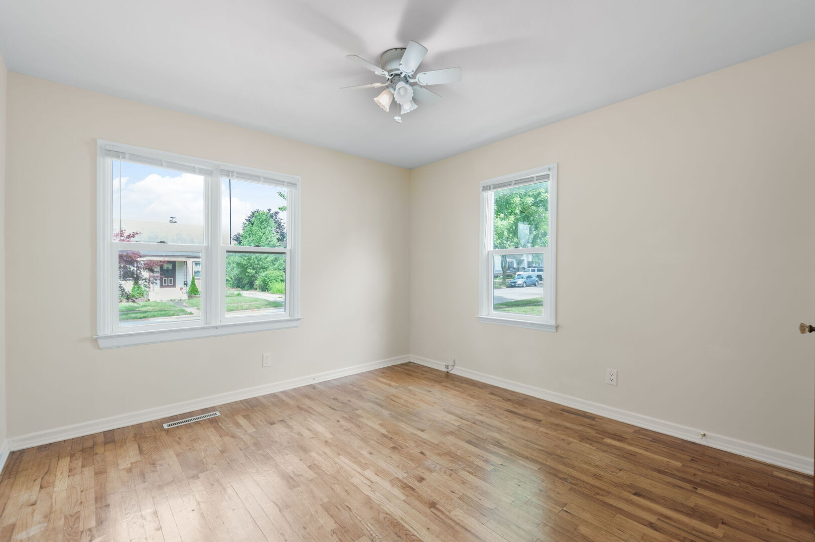 520 N 10th Avenue