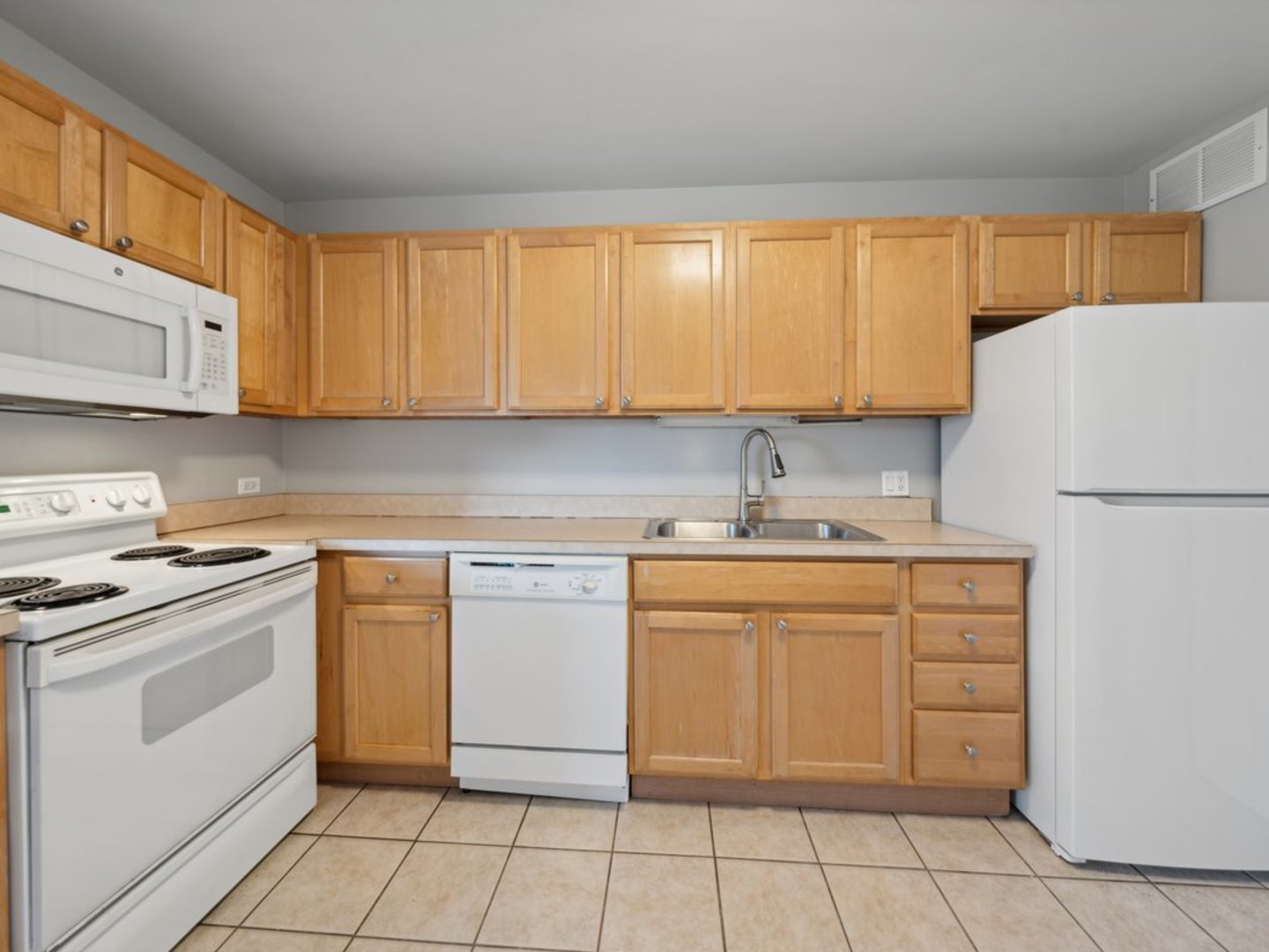 1440 N Lake Shore Drive Unit: 3H