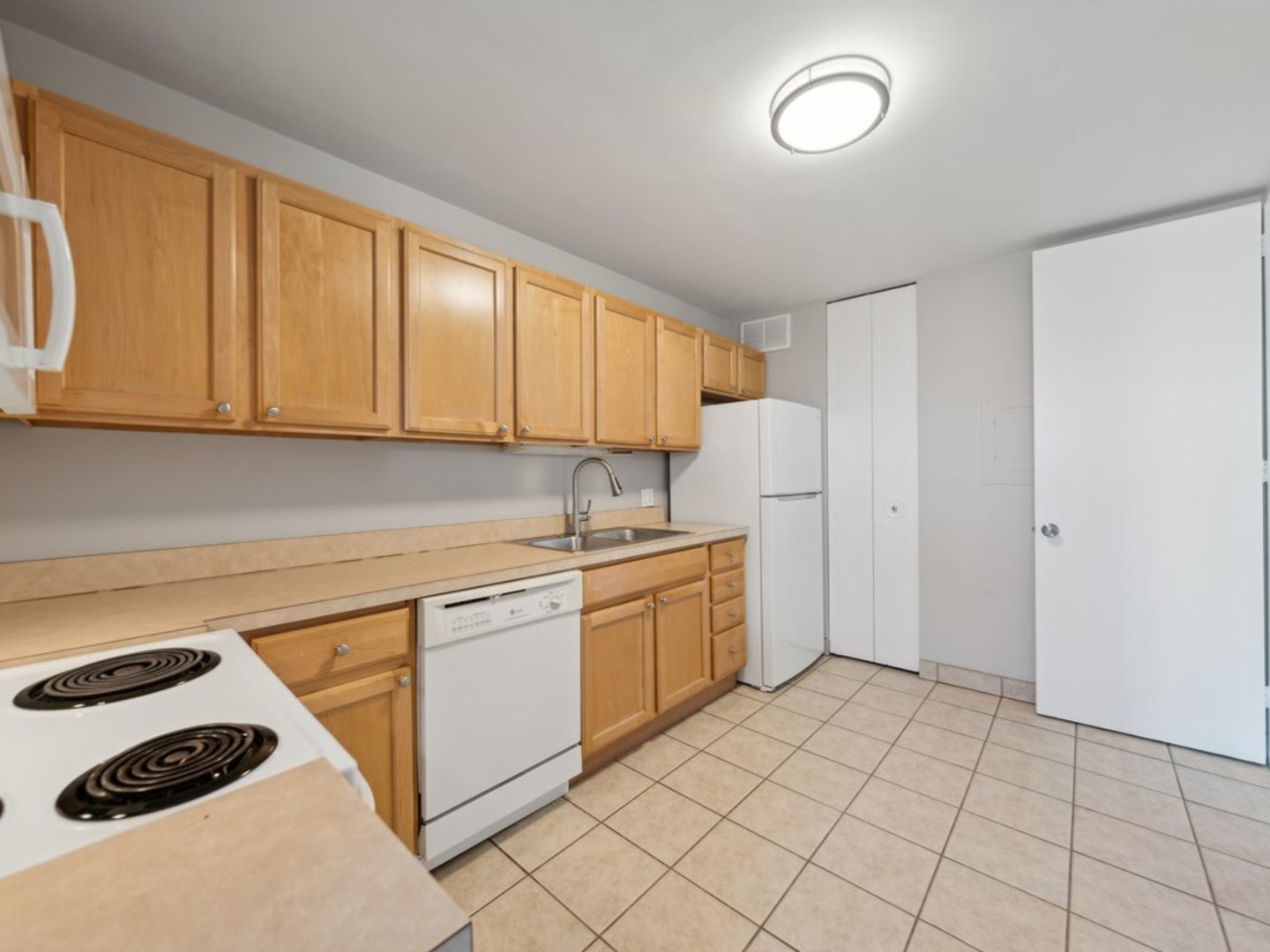 1440 N Lake Shore Drive Unit: 3H