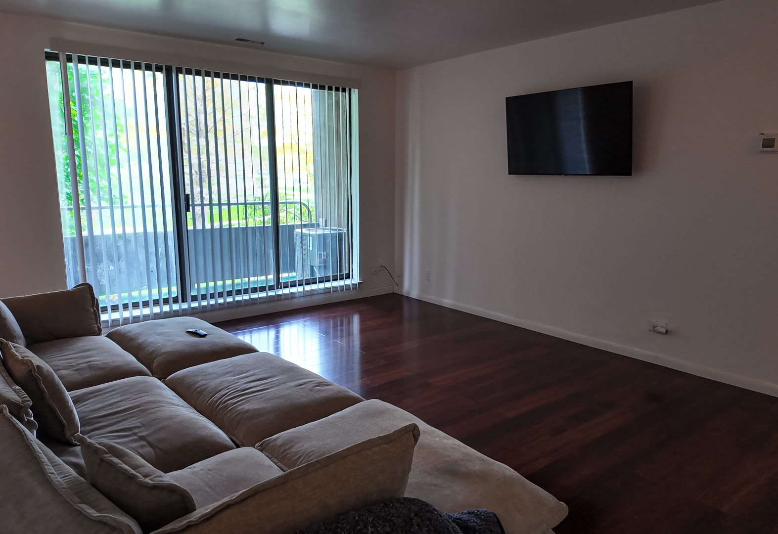 5 E Carriageway Drive Unit: 201
