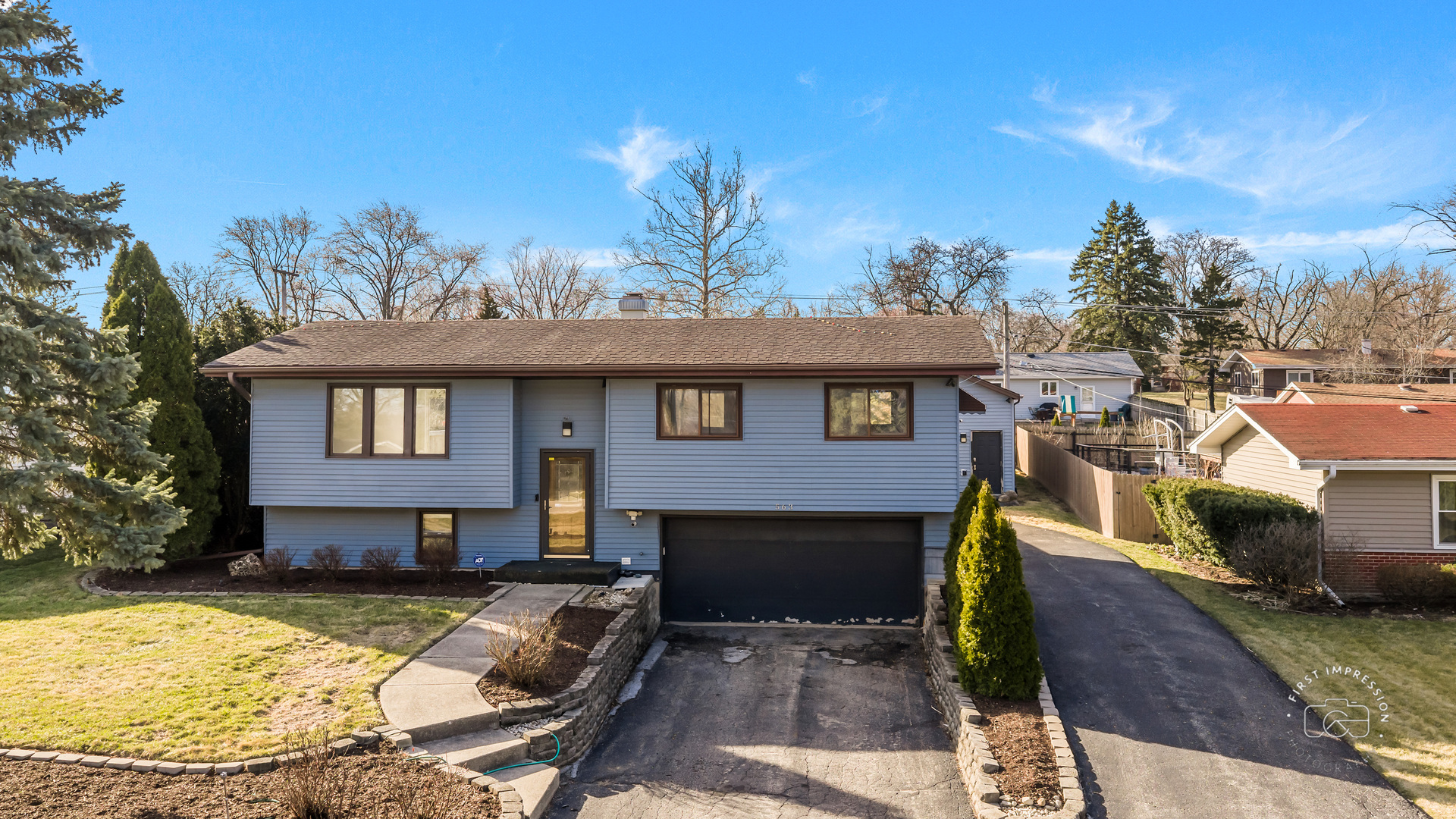 563 Hitchcock Avenue