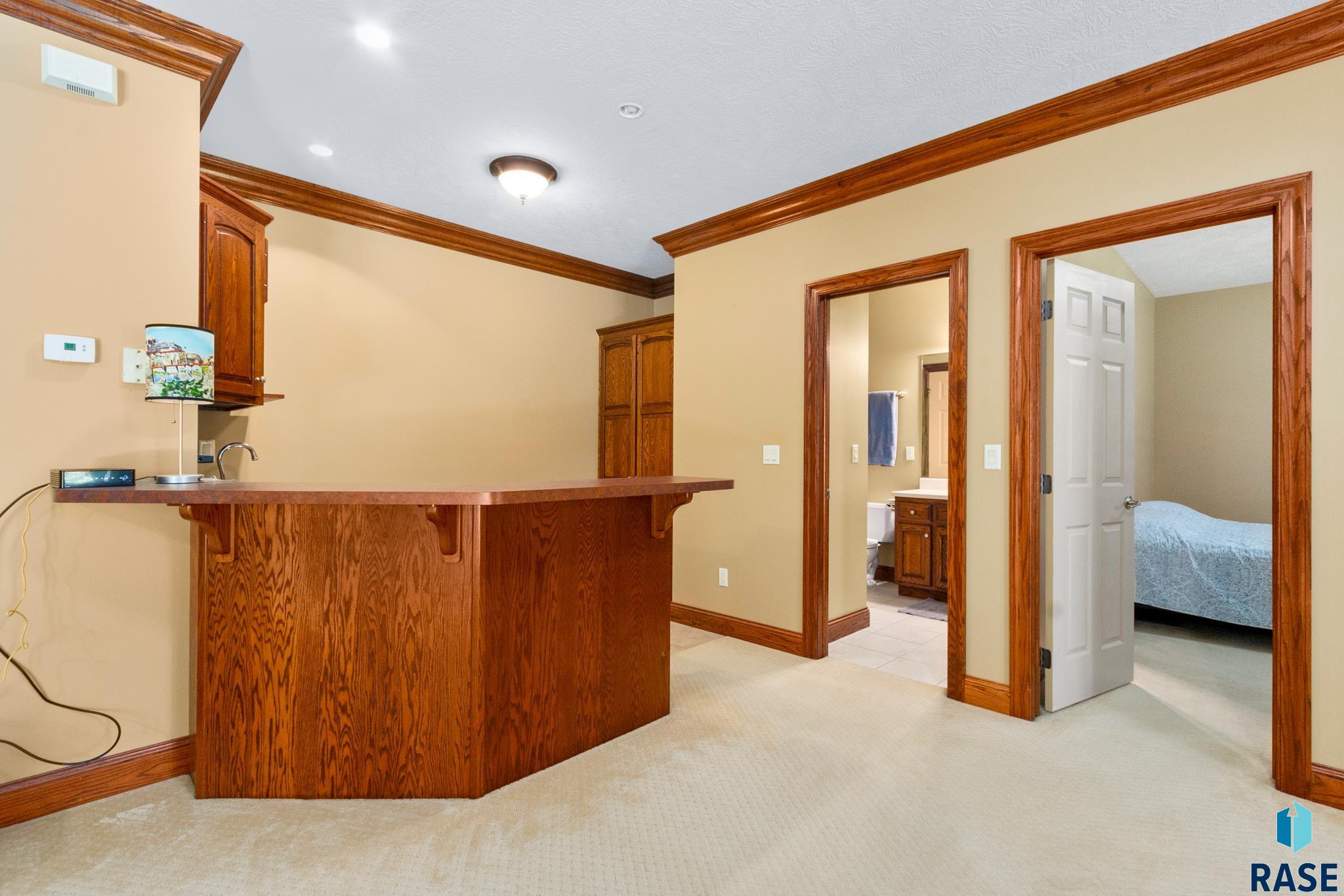 5609 S Shadow Ridge Cir