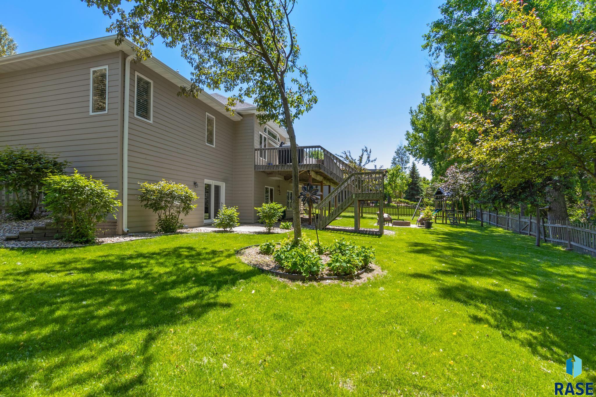 5609 S Shadow Ridge Cir