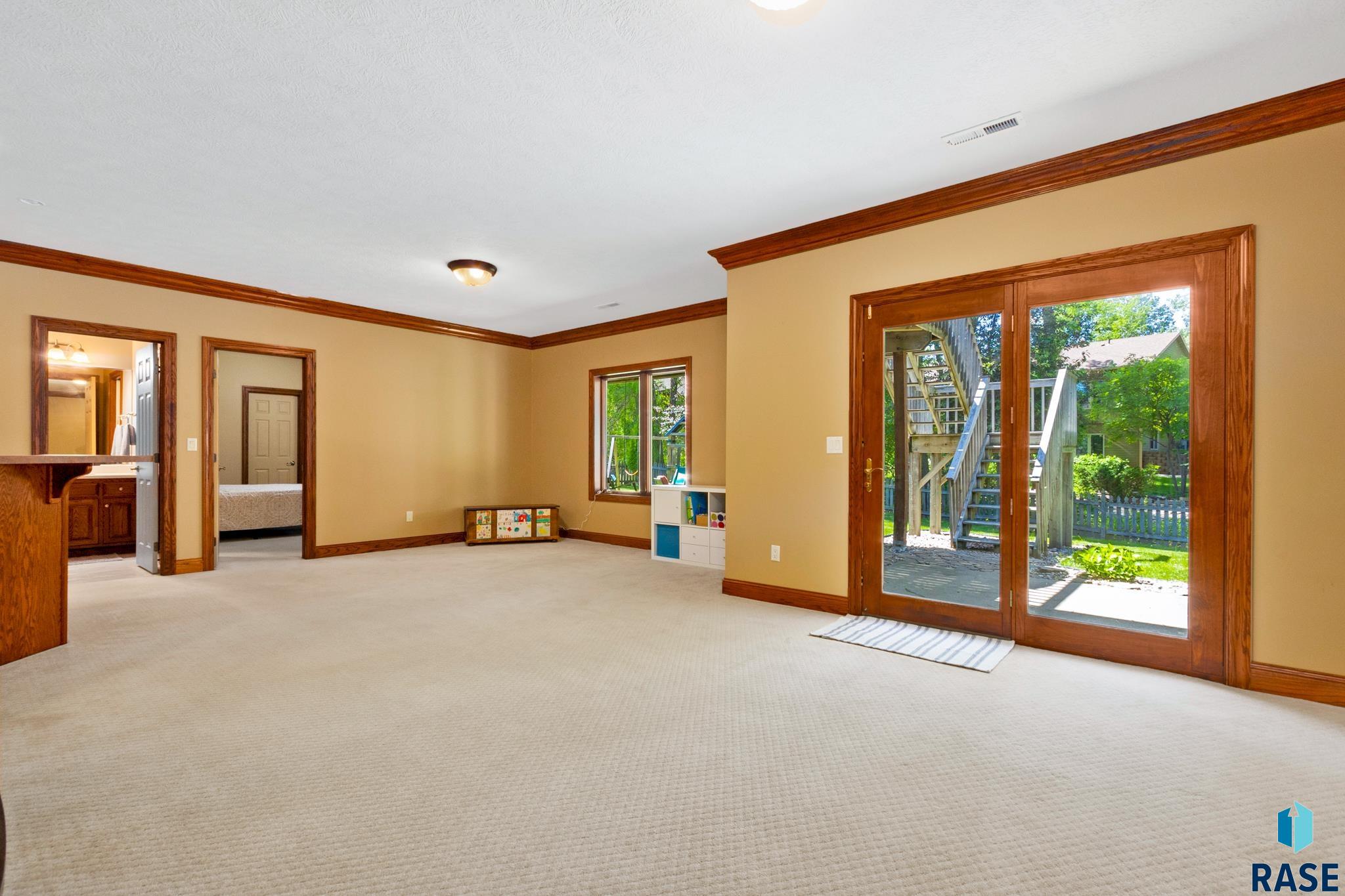 5609 S Shadow Ridge Cir