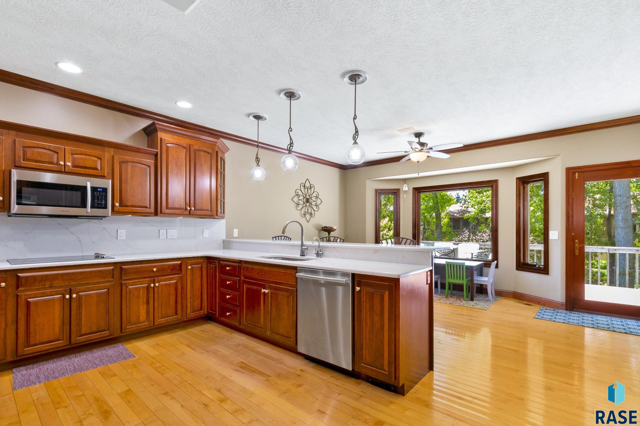 5609 S Shadow Ridge Cir