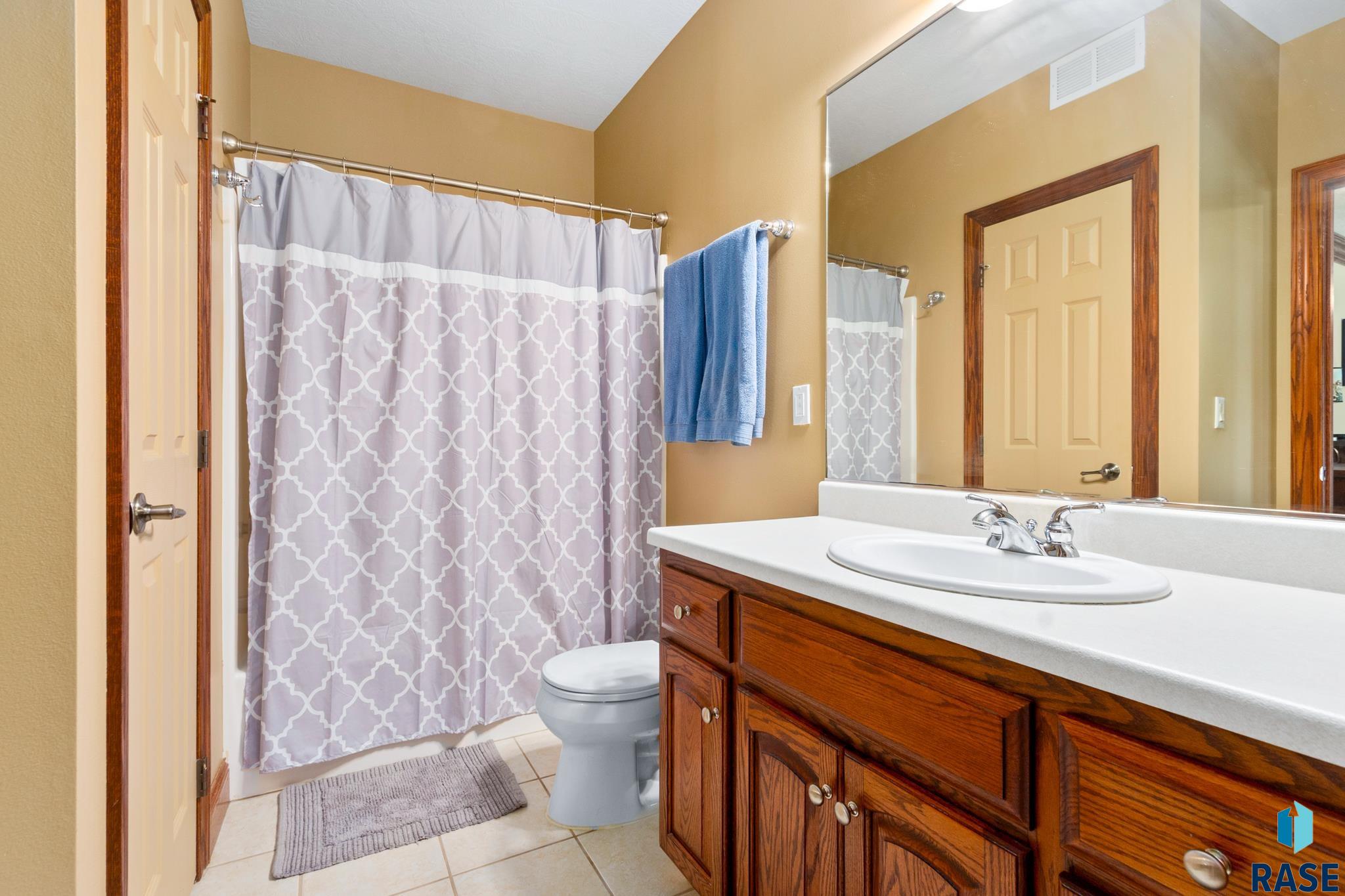 5609 S Shadow Ridge Cir