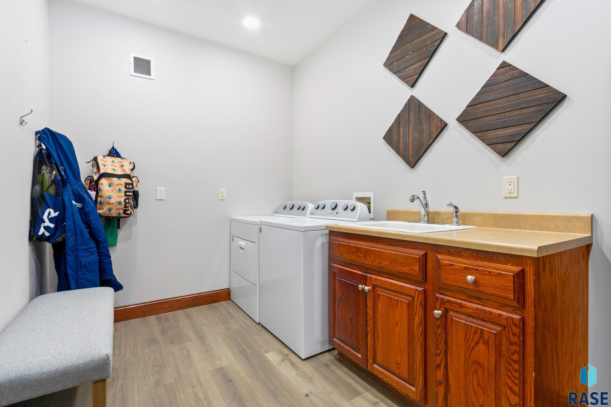 5609 S Shadow Ridge Cir