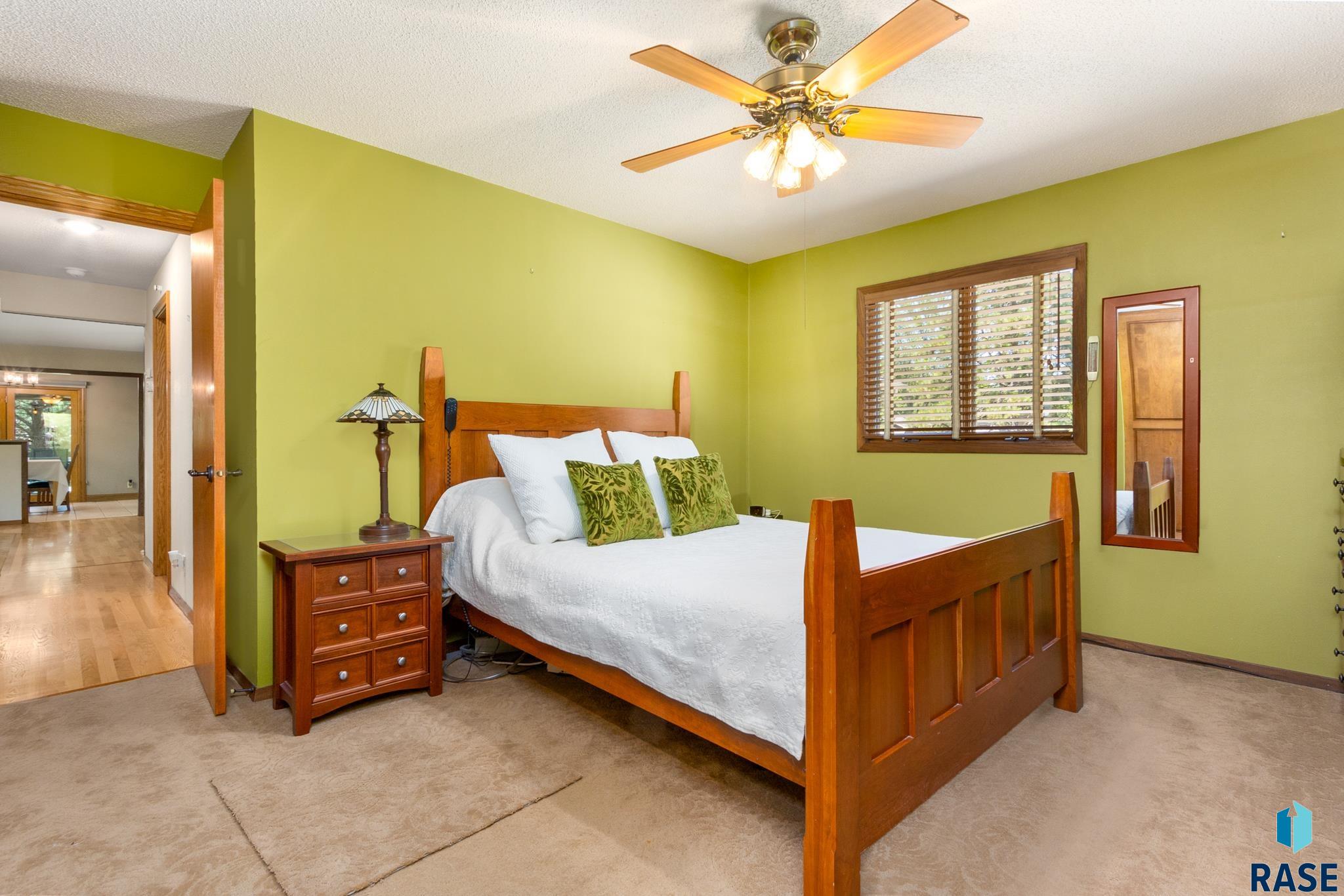 7301 E Palomino Rd