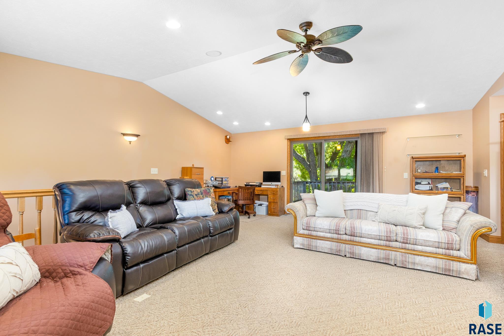 7301 E Palomino Rd