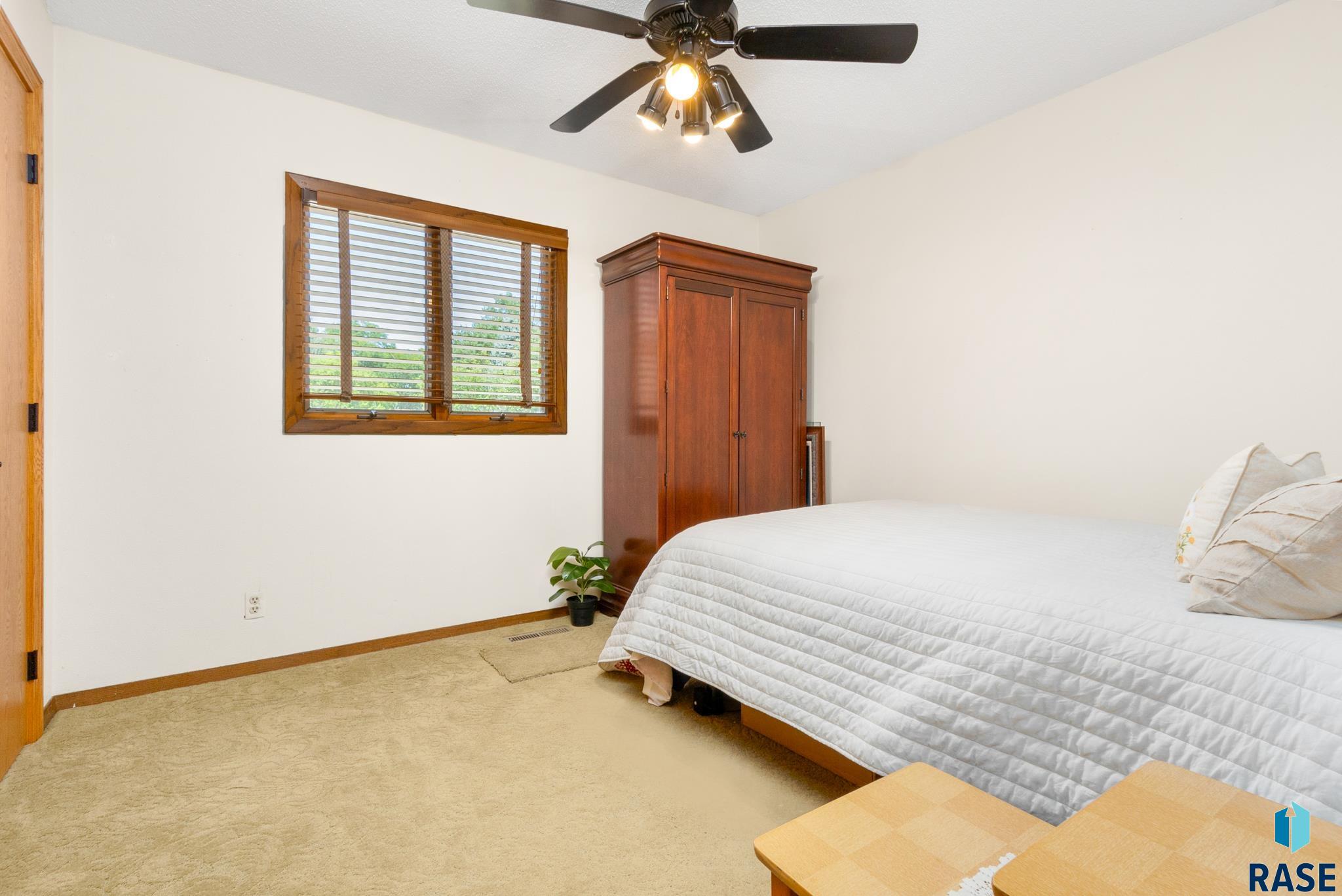 7301 E Palomino Rd
