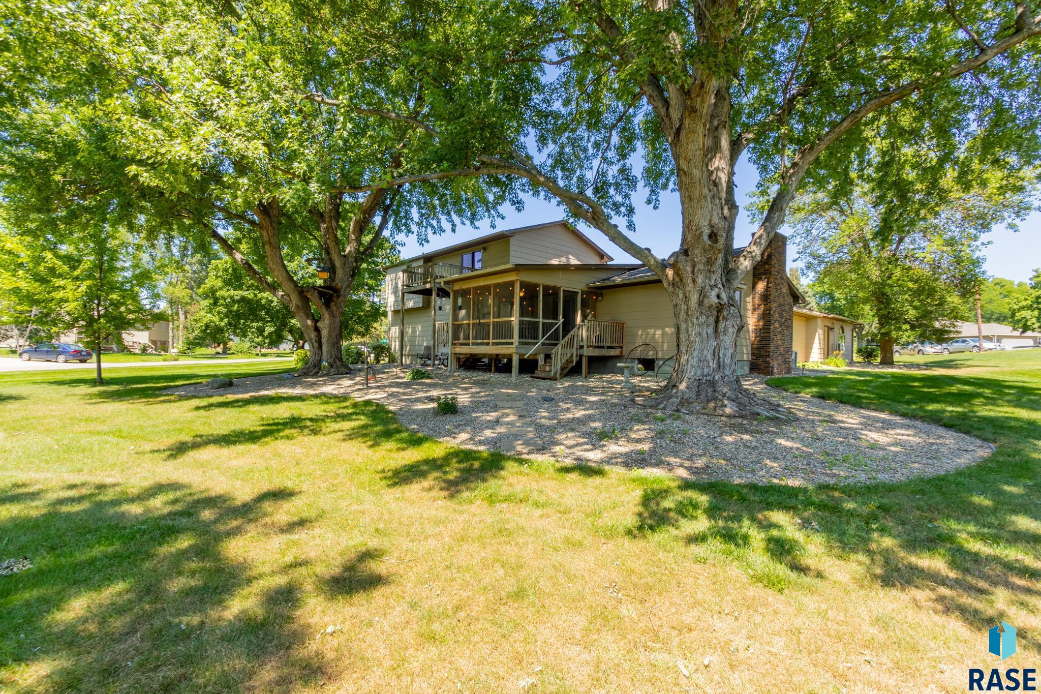 7301 E Palomino Rd