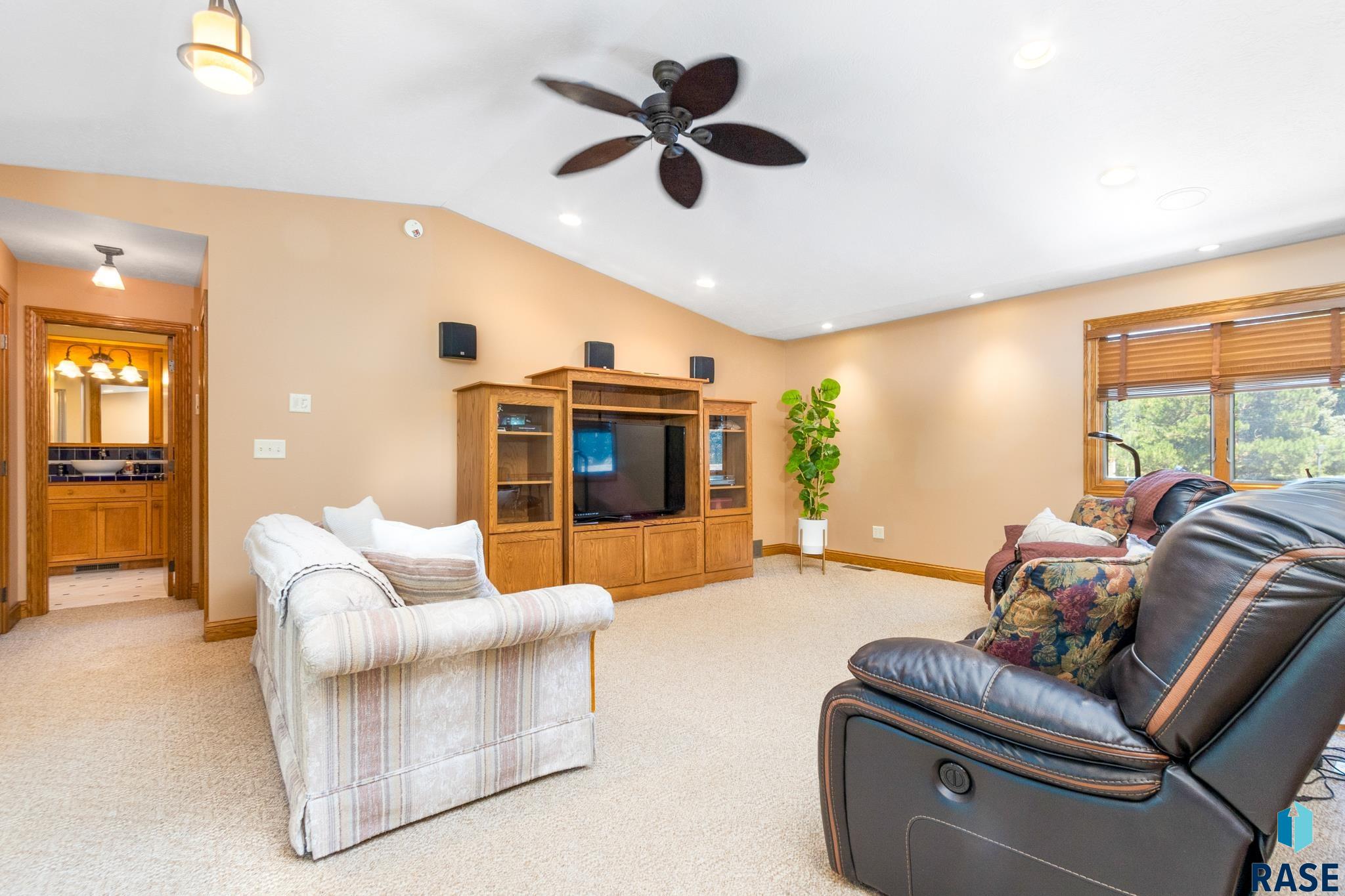7301 E Palomino Rd