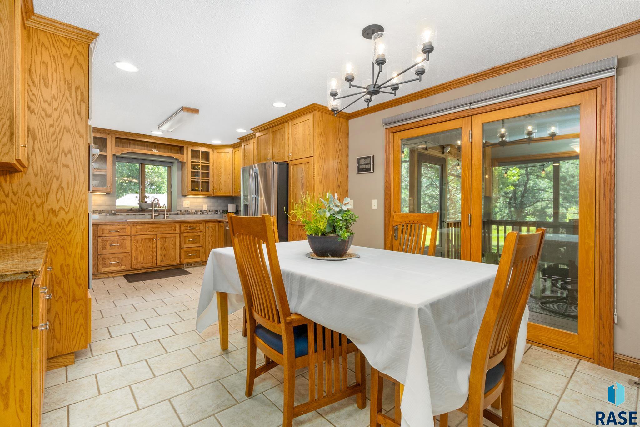 7301 E Palomino Rd