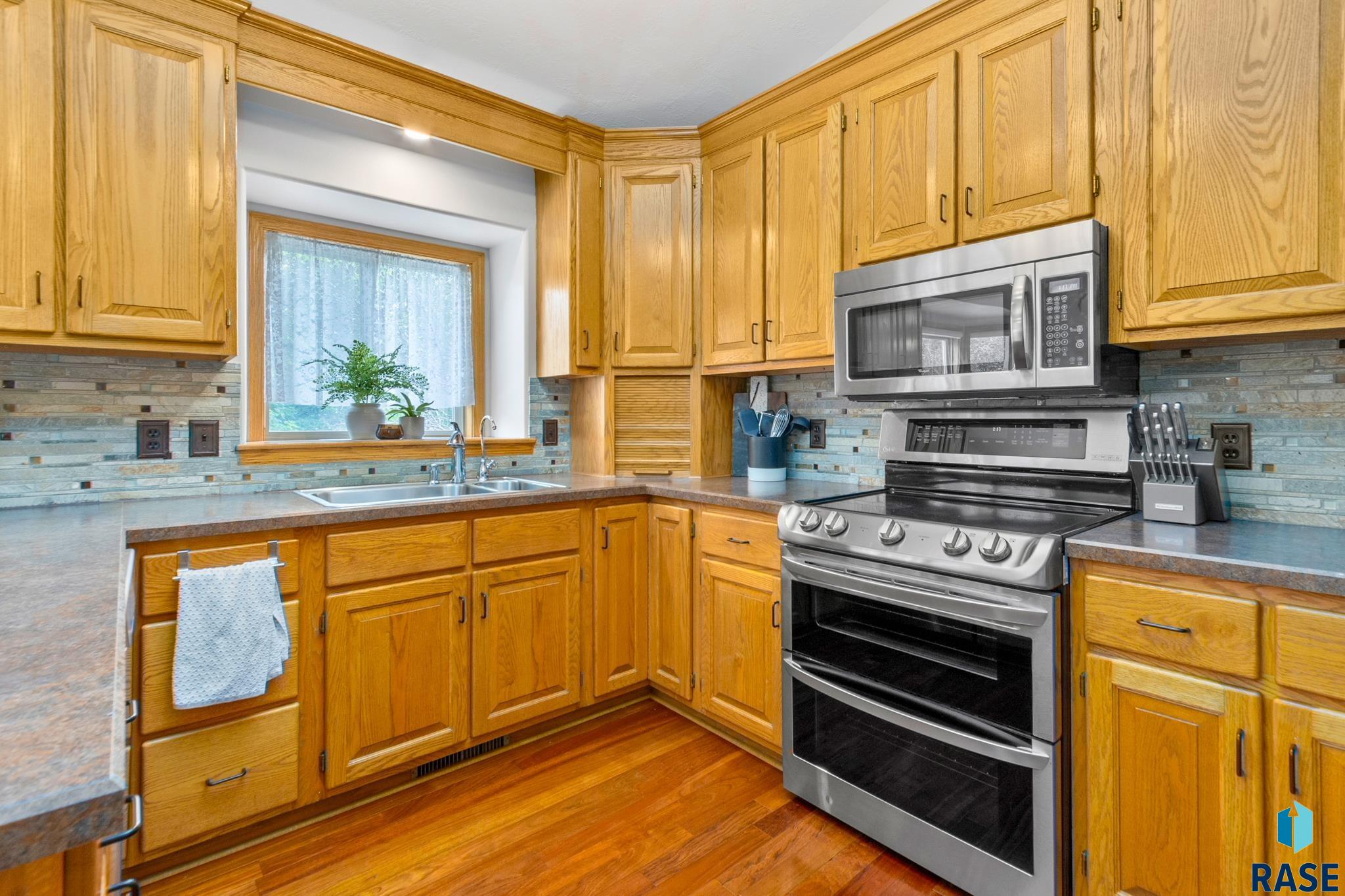 116 N La Salle Cir