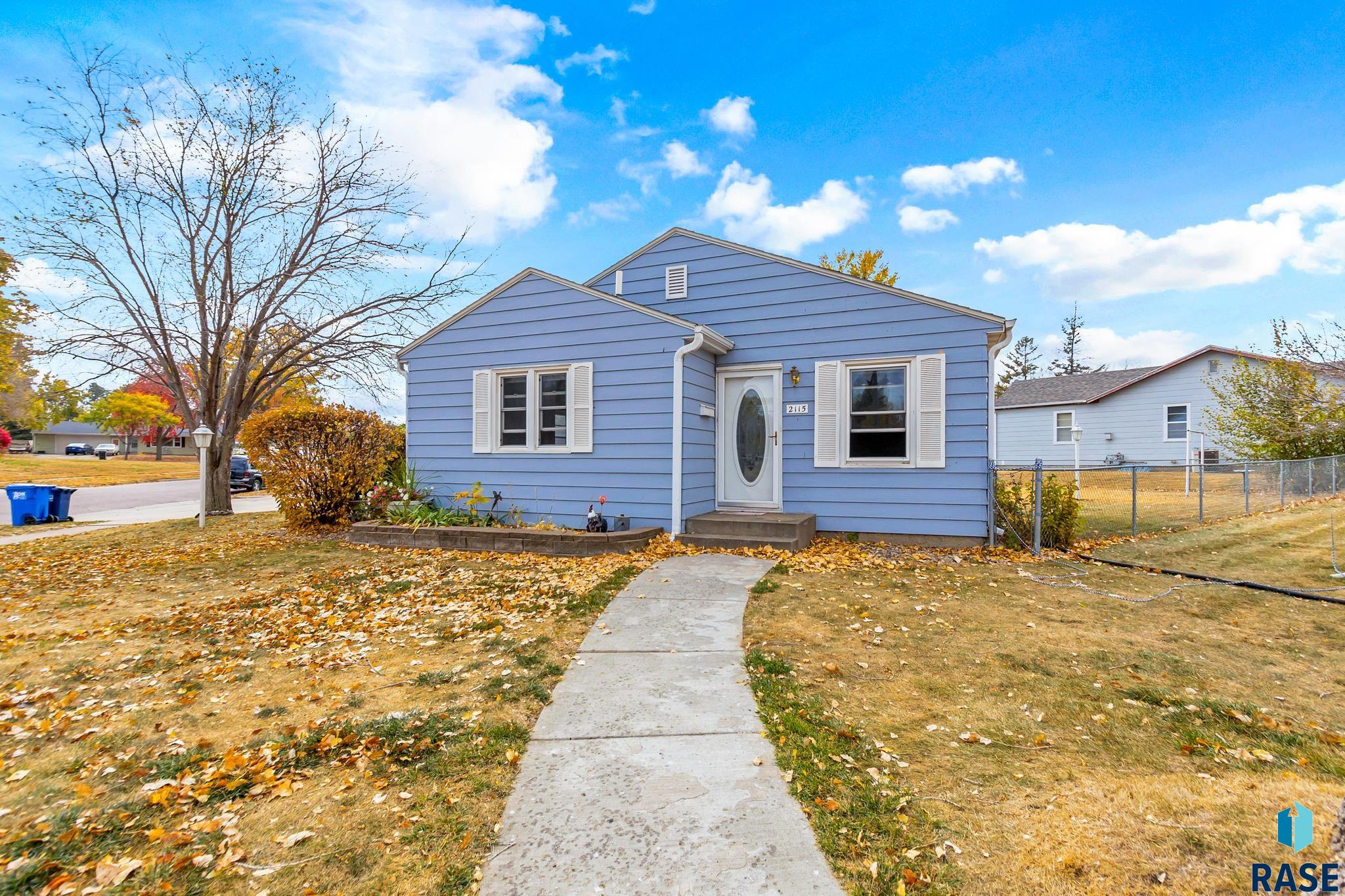 2115 E Austin St