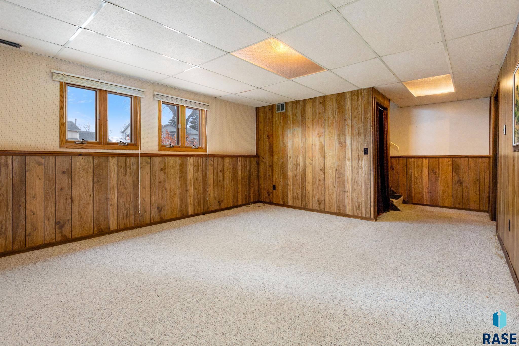 4016 E Claudette Dr