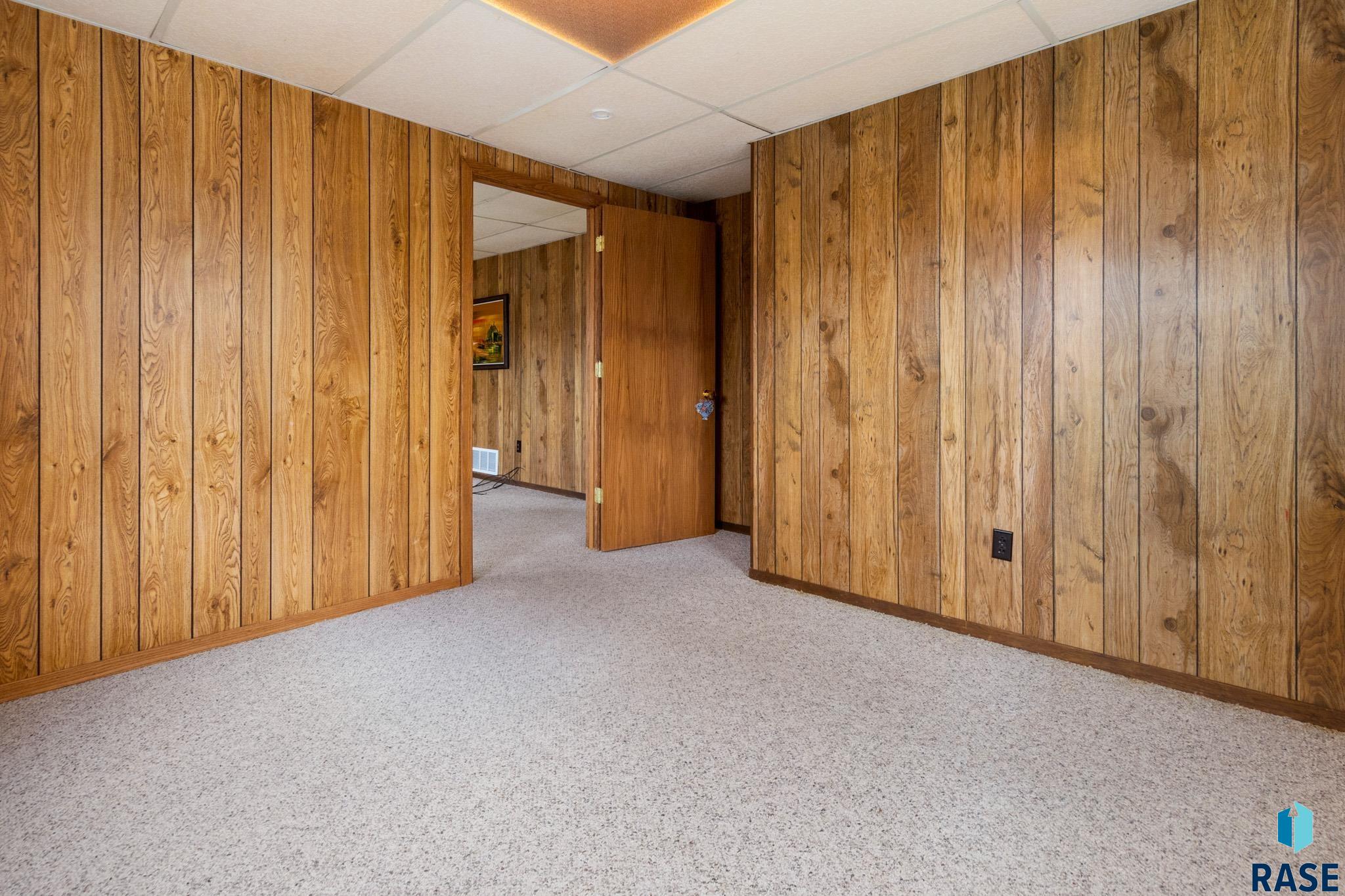 4016 E Claudette Dr