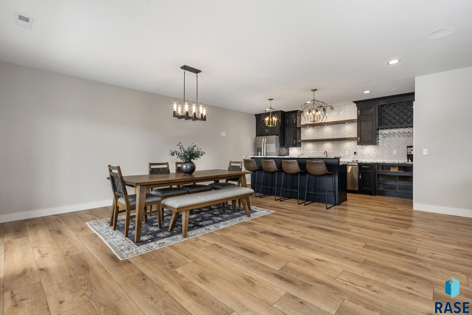 213 Central Park Ct