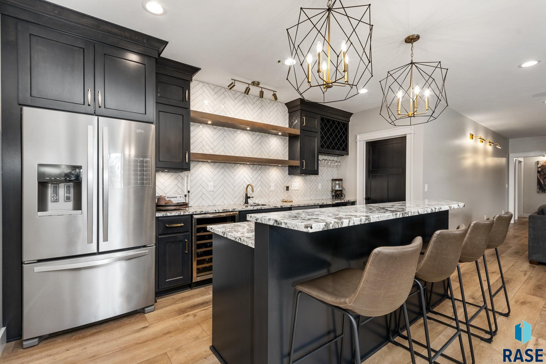 213 Central Park Ct