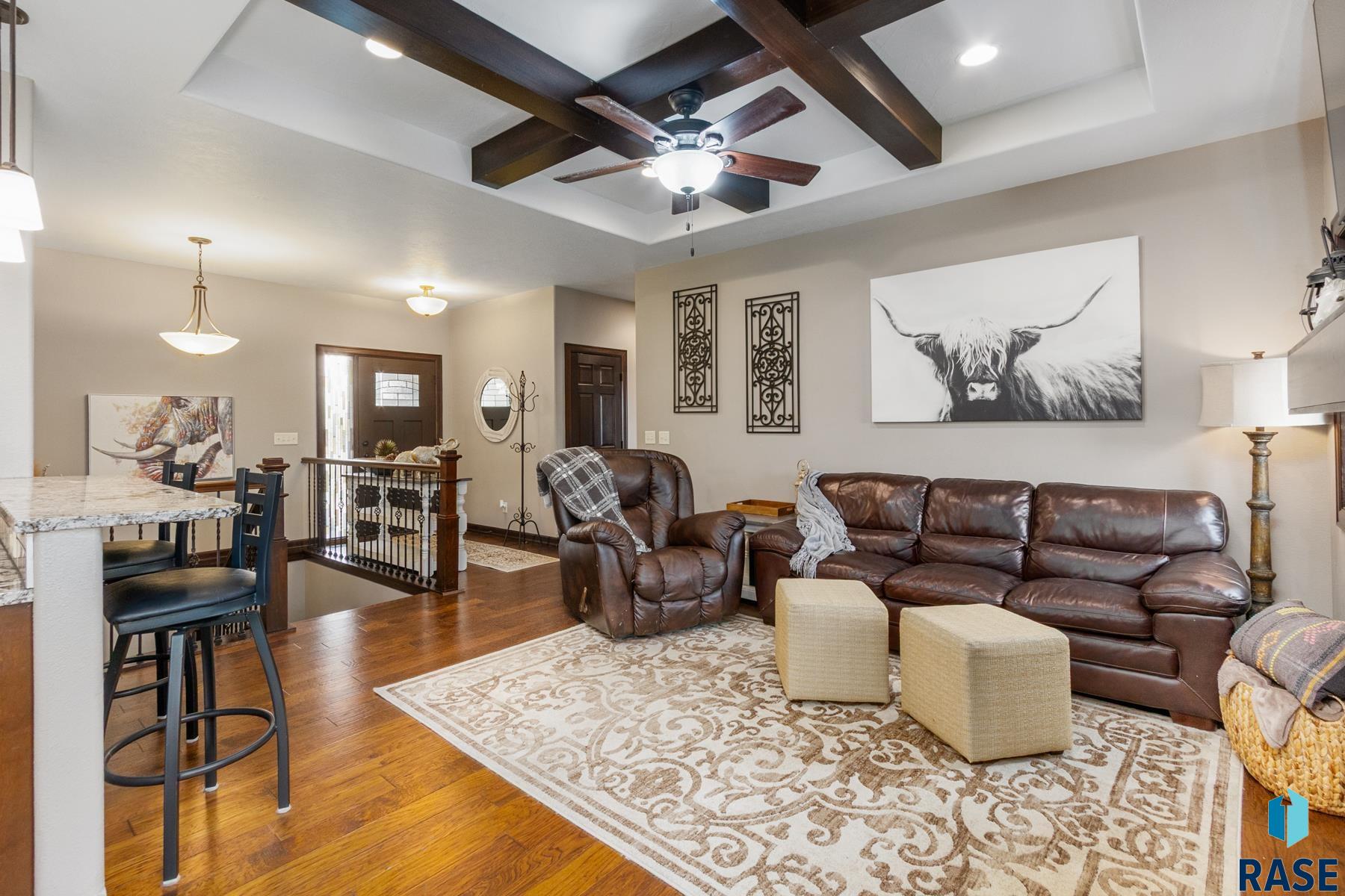 901 N Stone Cir