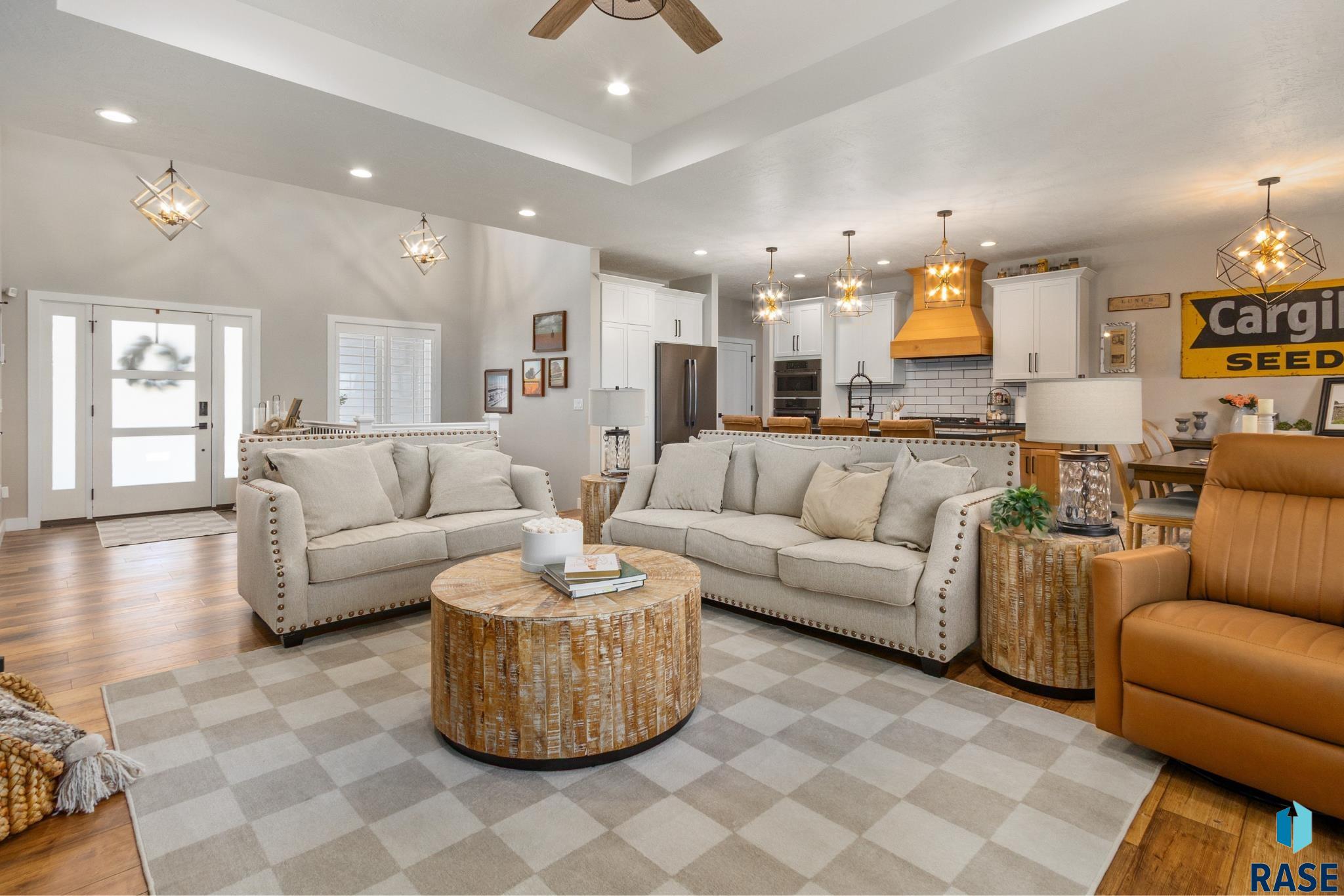 4100 N Interlachen Trl