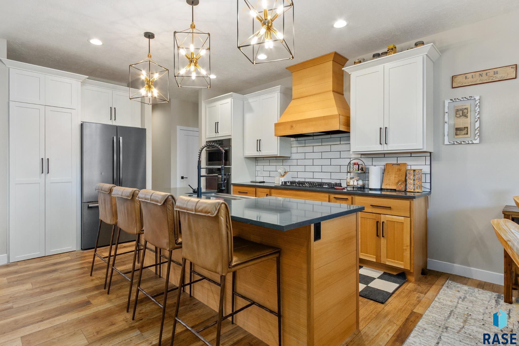 4100 N Interlachen Trl