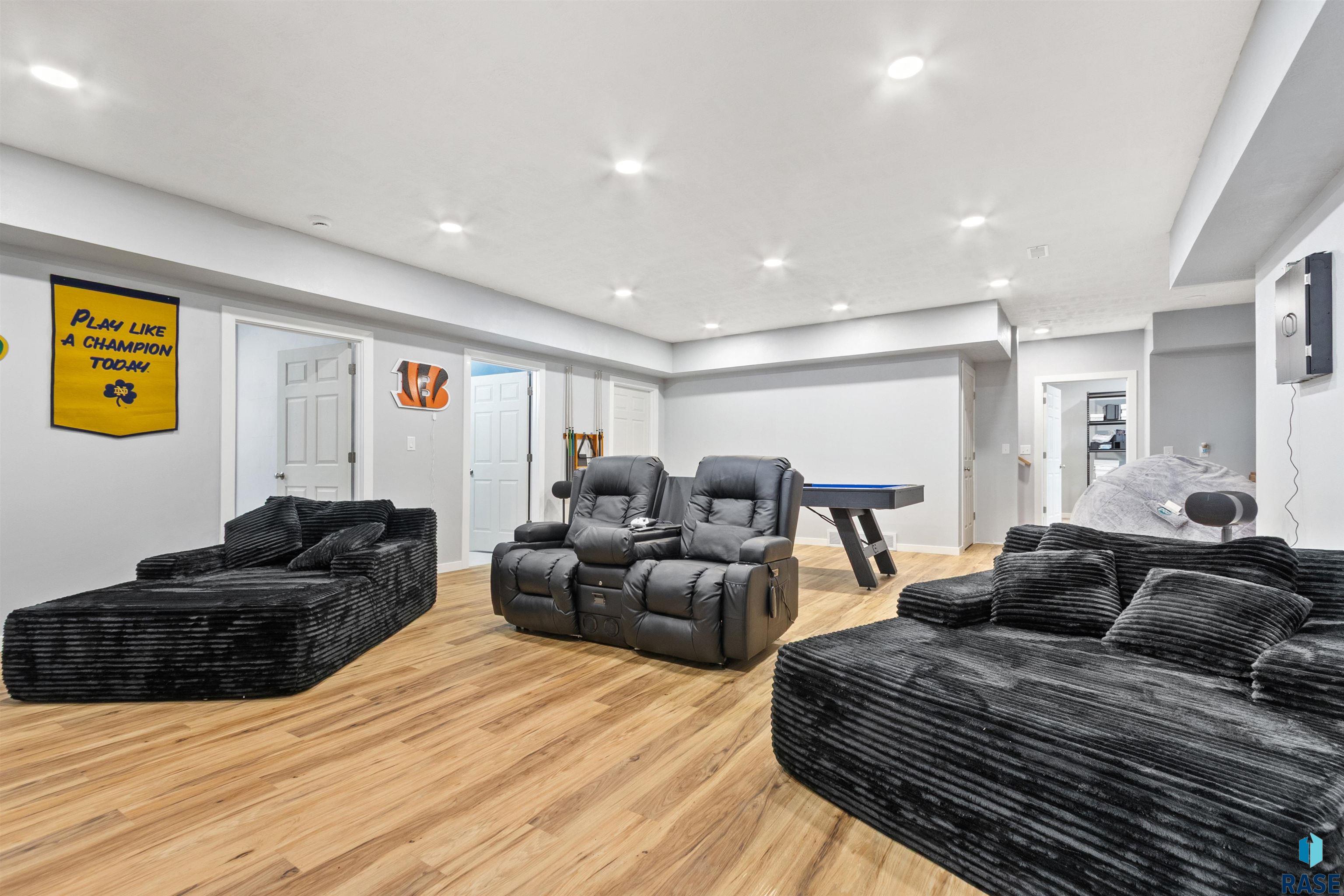 22327 478th Ave