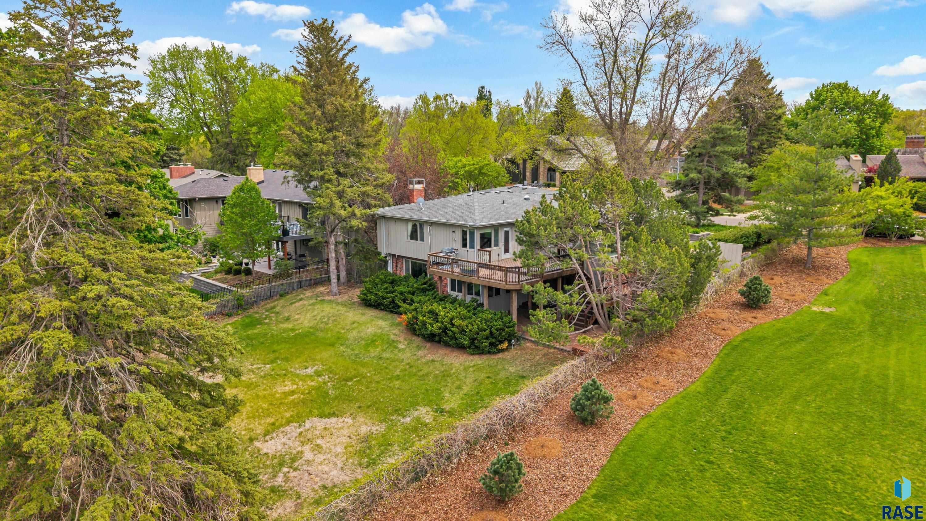 3030 W Donahue Dr