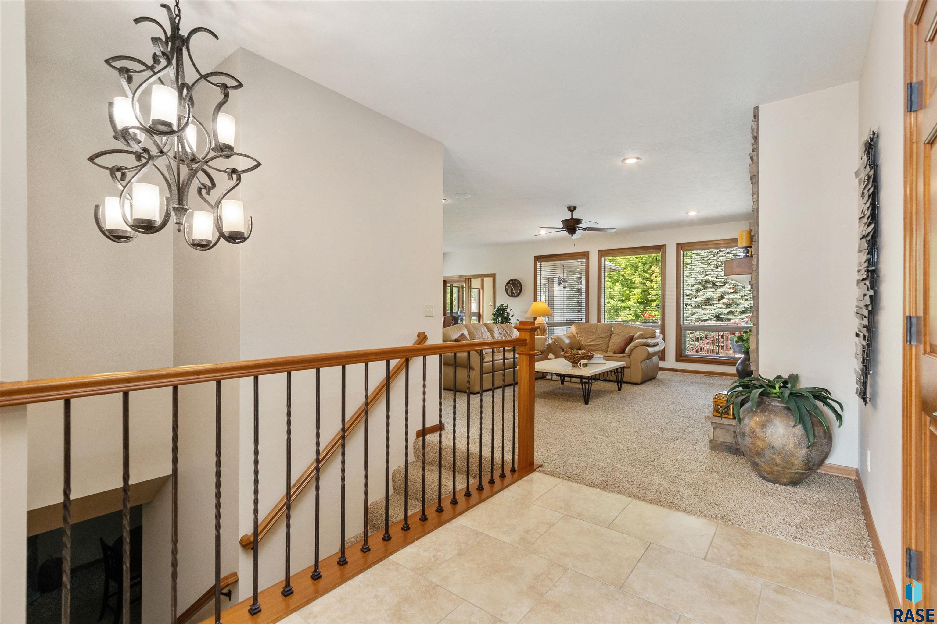 5611 Shadow Wood Pl