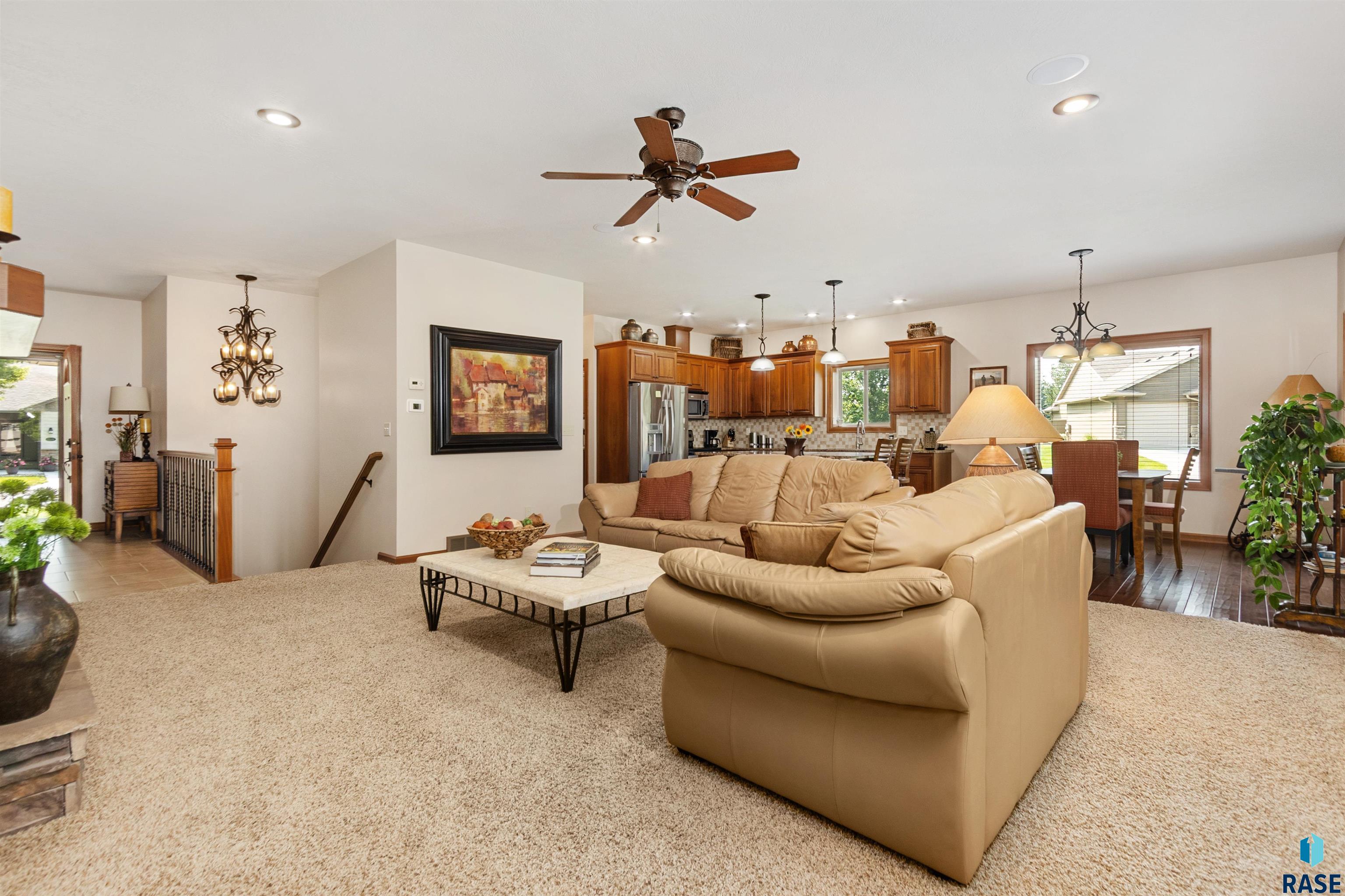 5611 Shadow Wood Pl