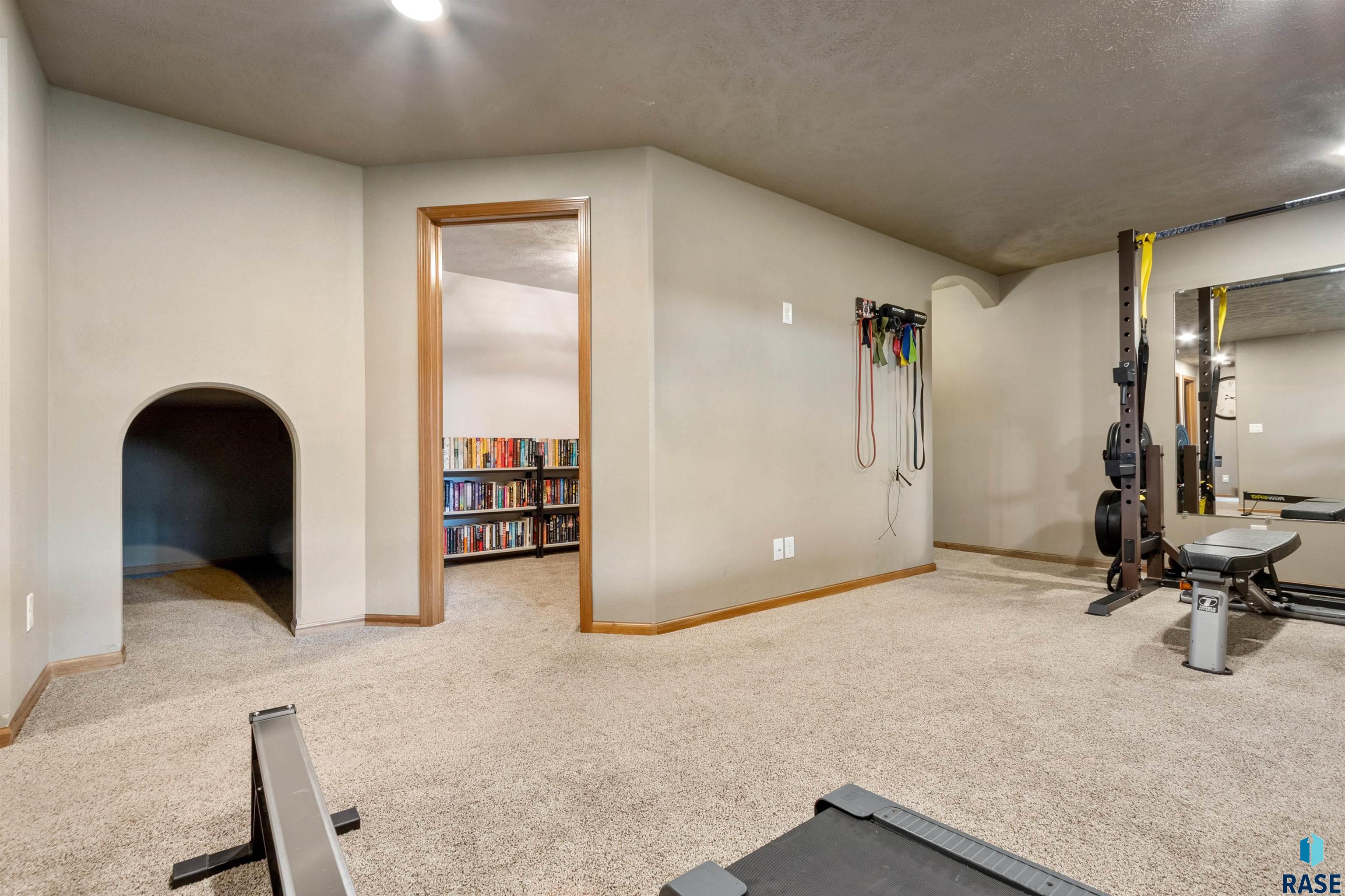 427 Adrianna Ave