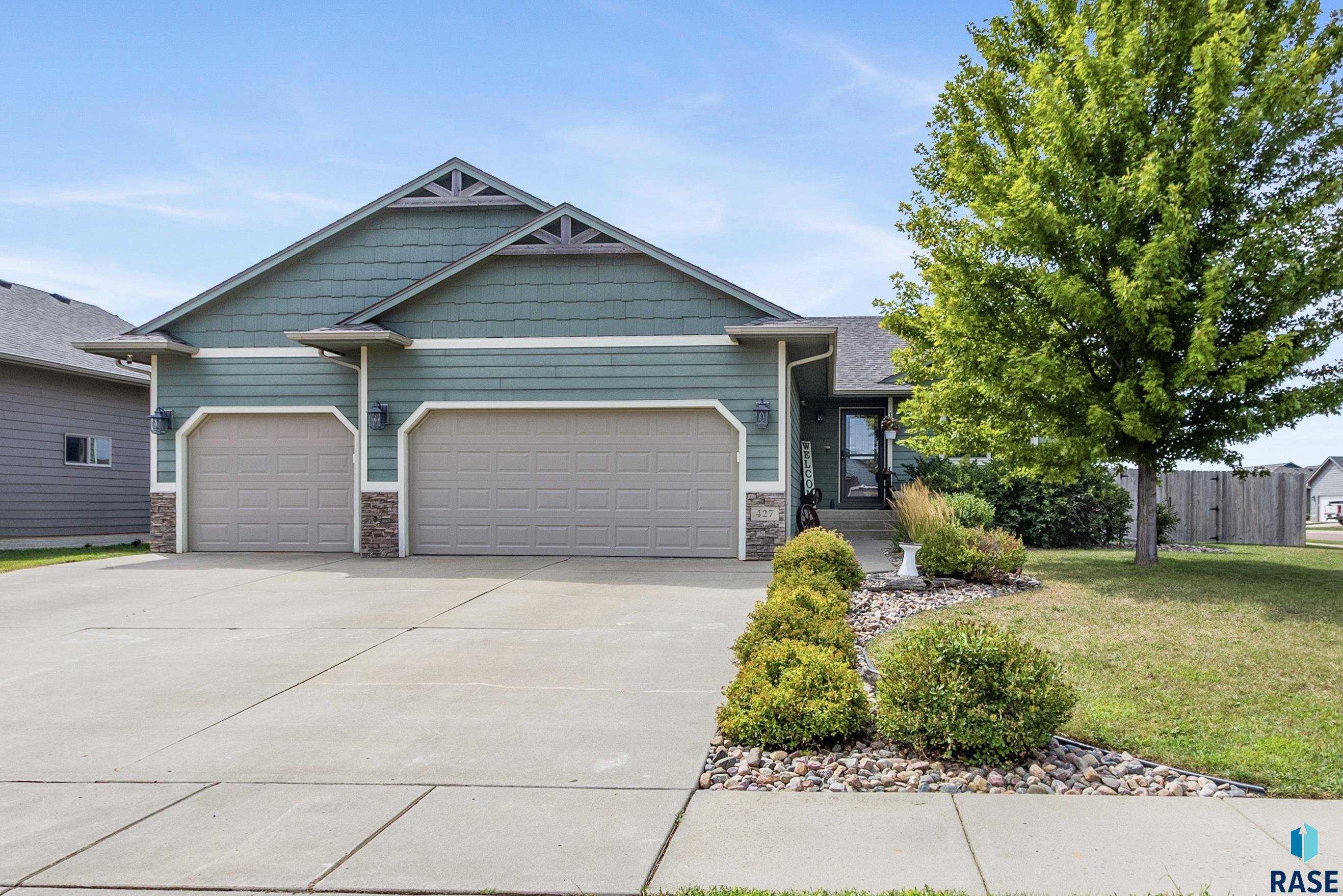 427 Adrianna Ave