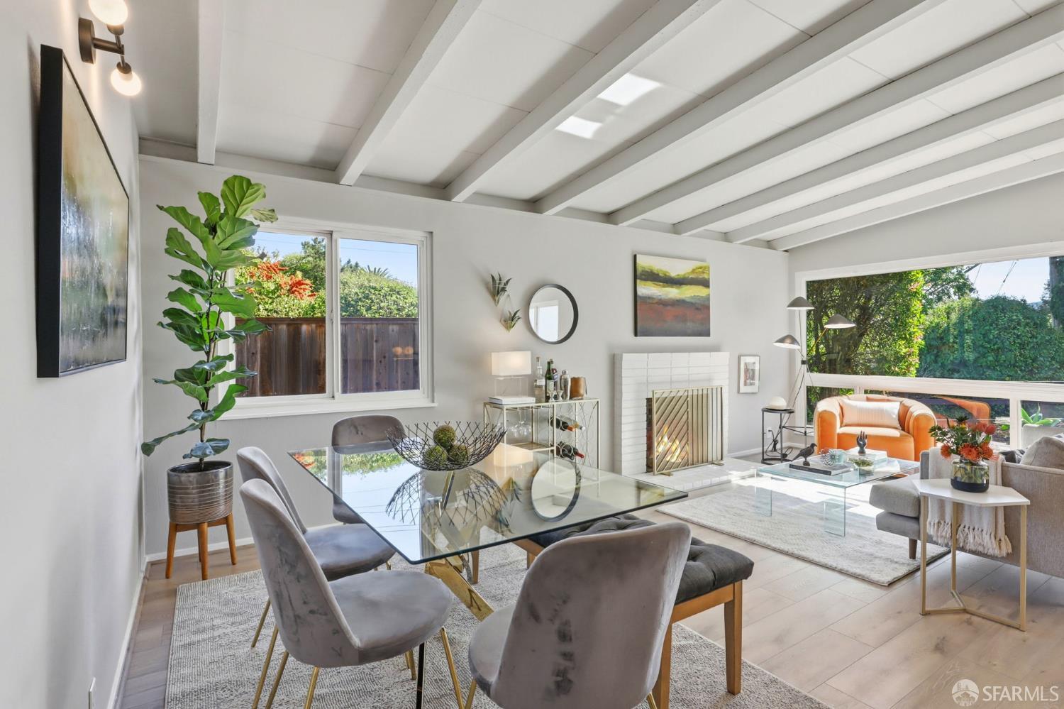 656 Pebble Drive, El Sobrante