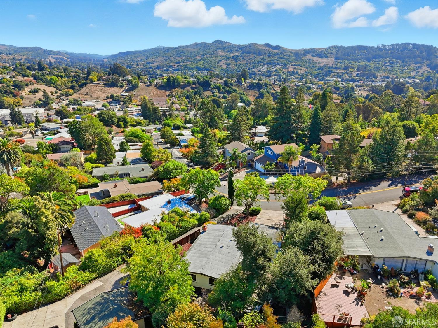 656 Pebble Drive, El Sobrante