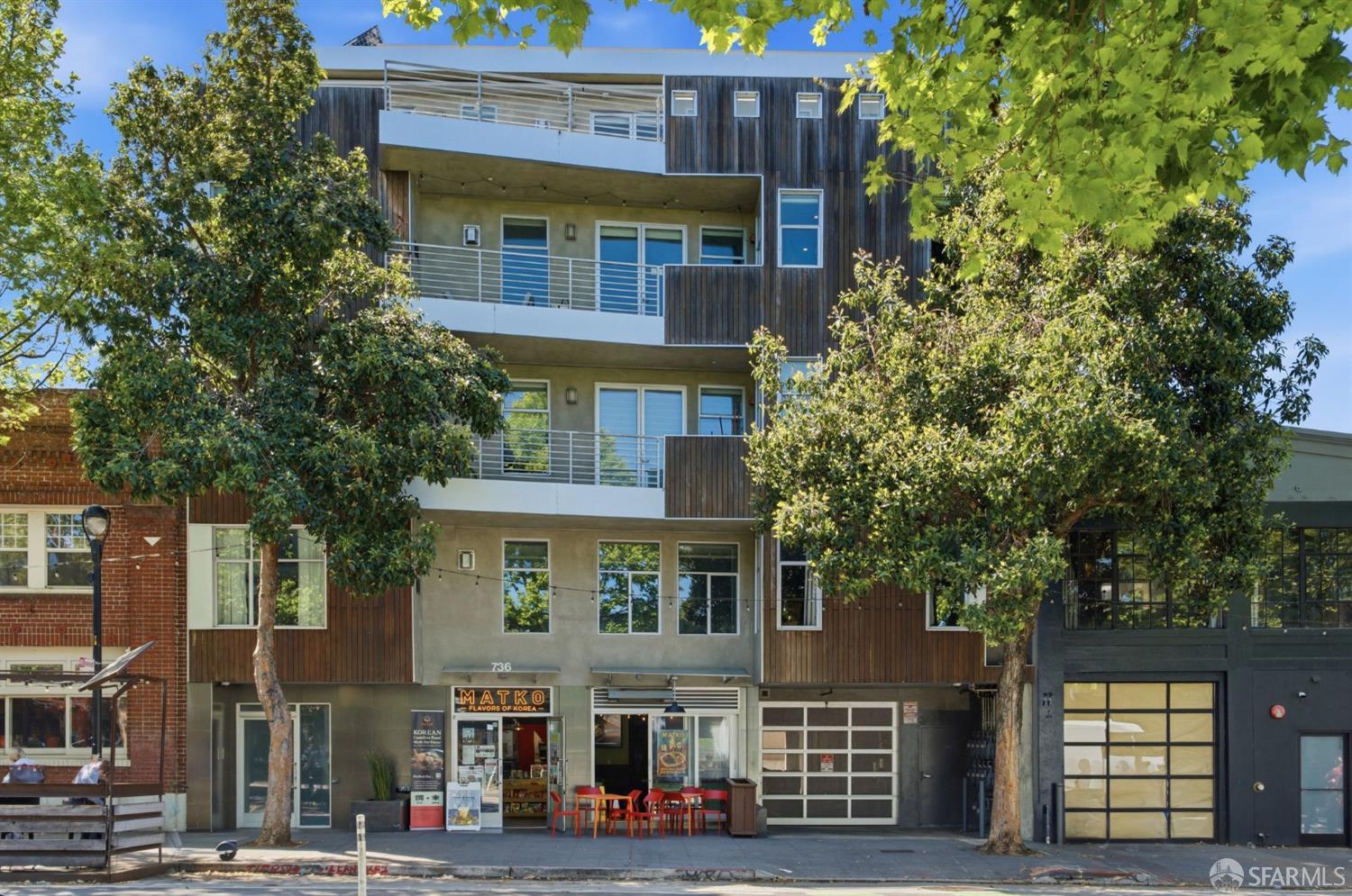 736 Valencia Street # 301