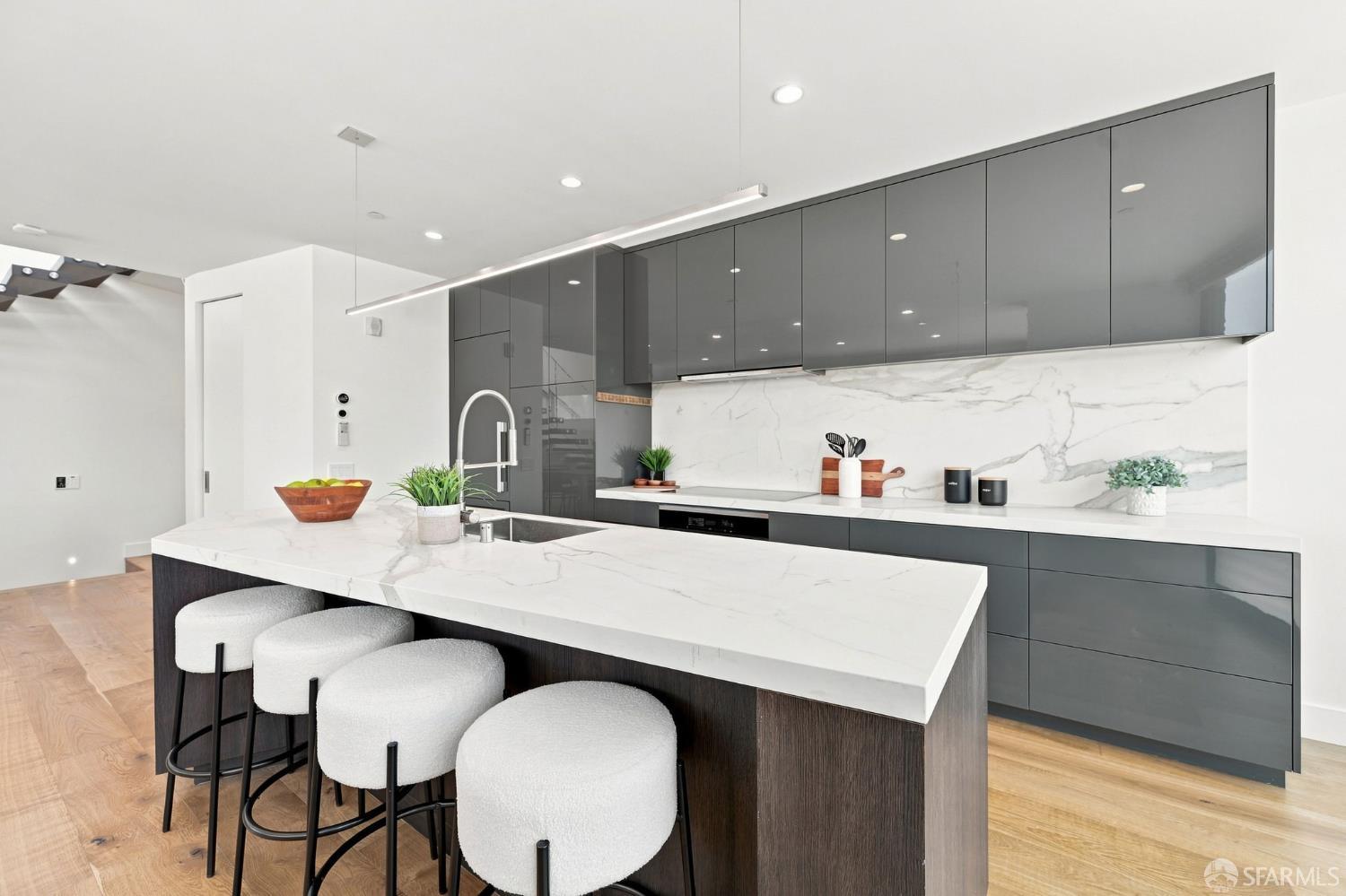 630 Natoma Street # 3