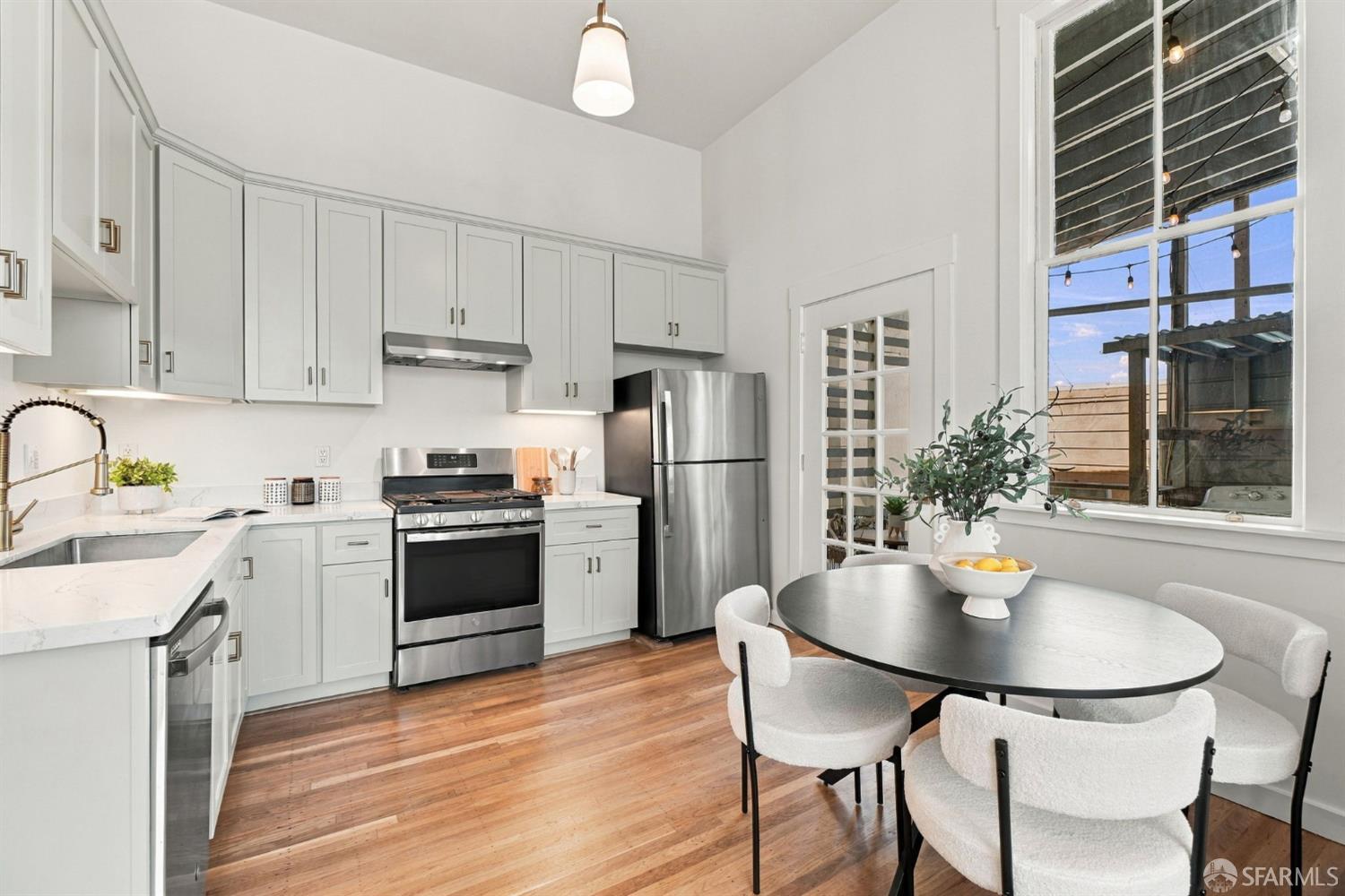 400 Oak Street # 6