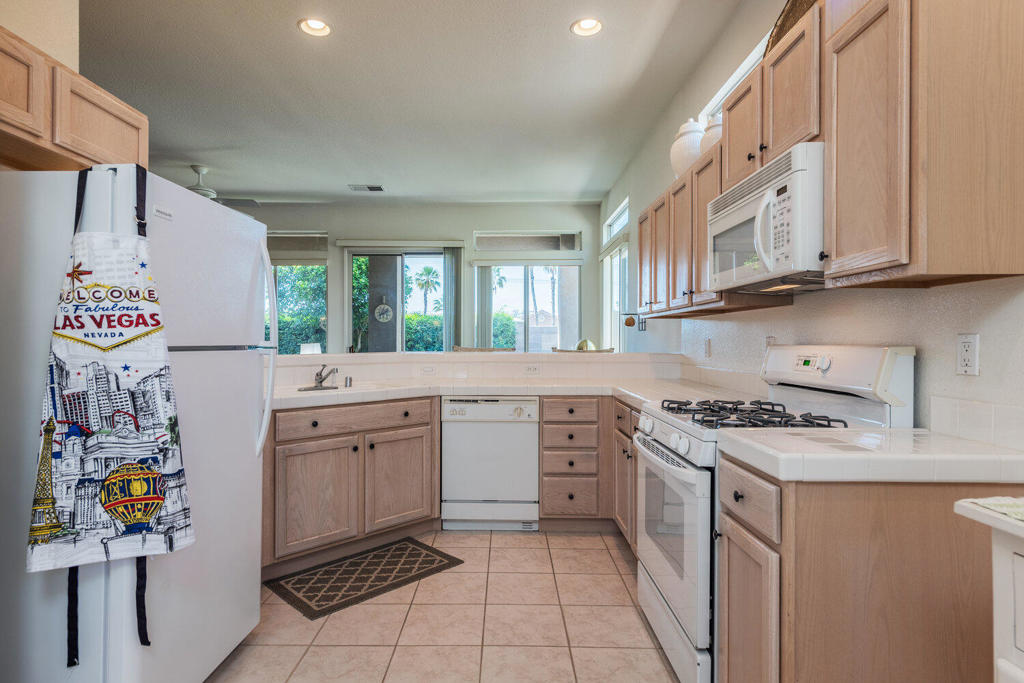 80415 Portobello Drive