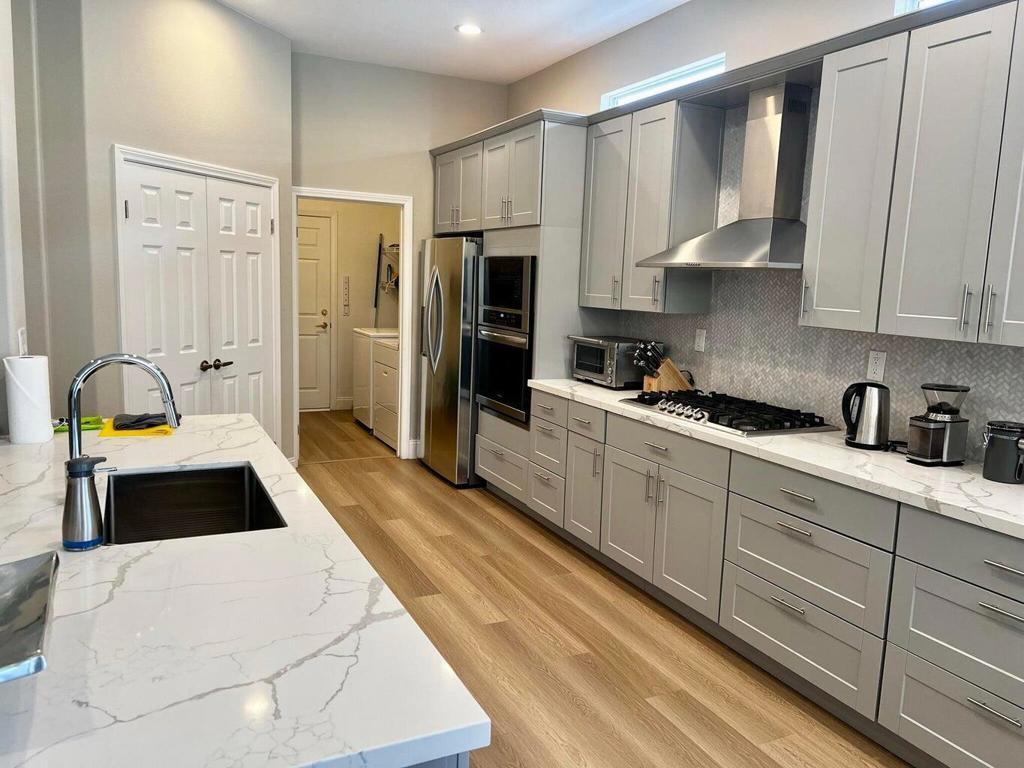 44725 Alexandria Vale