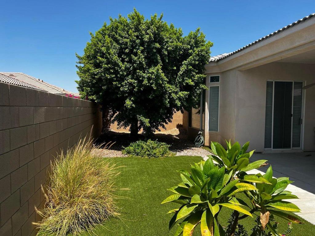 44725 Alexandria Vale