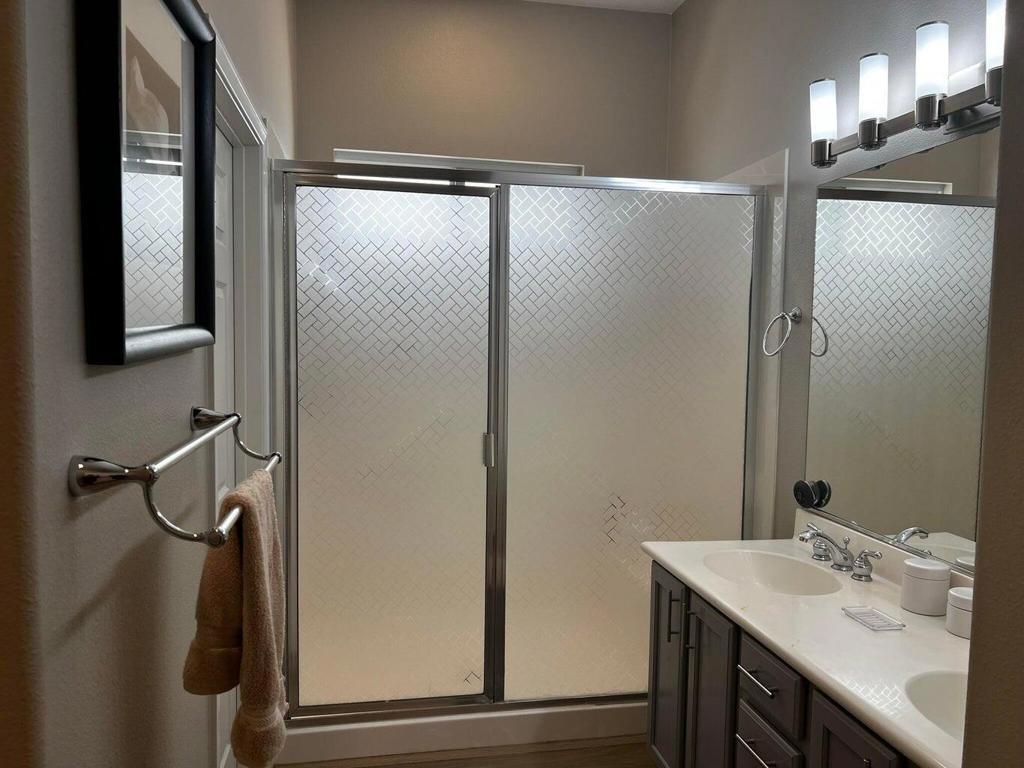 44725 Alexandria Vale