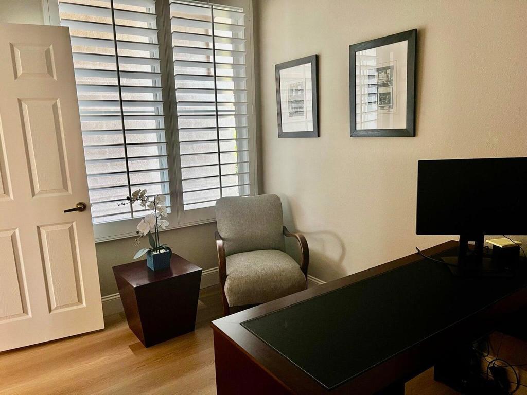 44725 Alexandria Vale