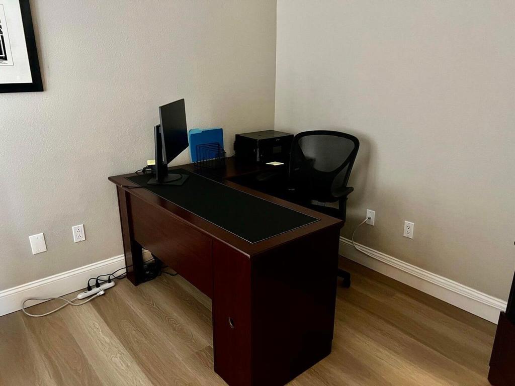 44725 Alexandria Vale