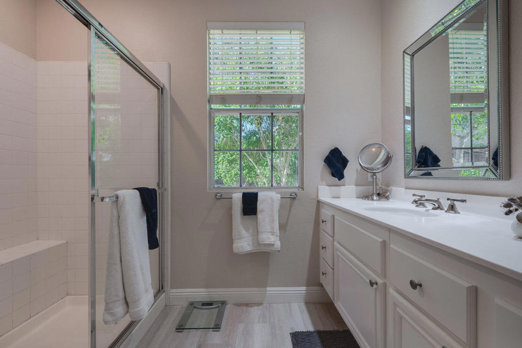 47875 Rosemary Street