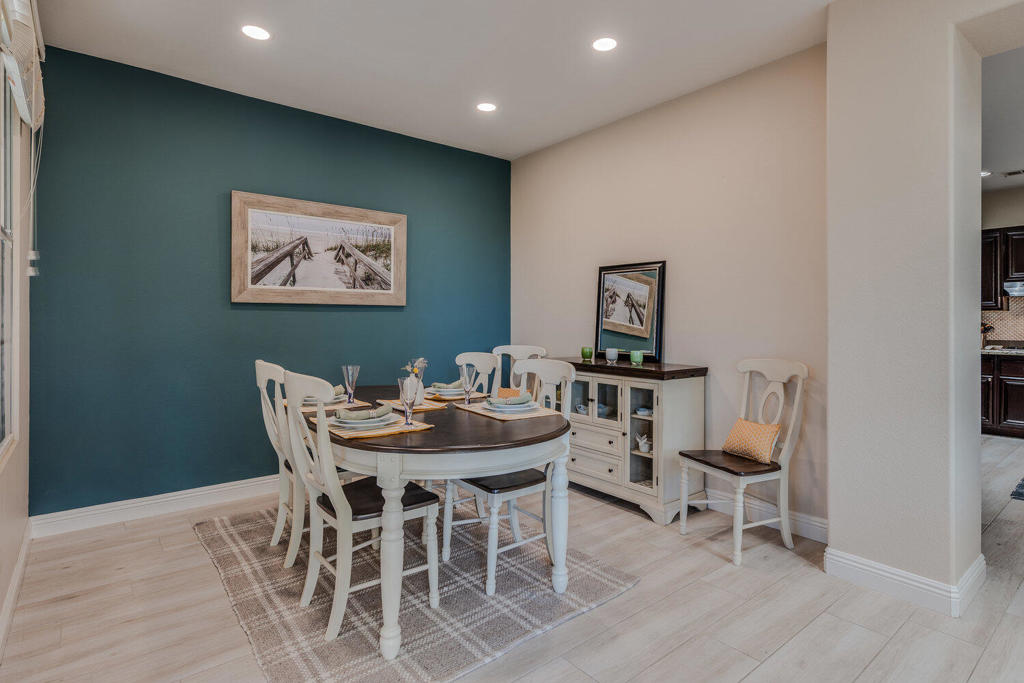 47875 Rosemary Street