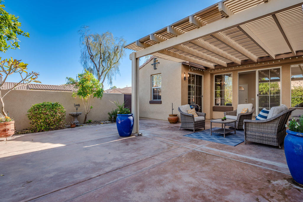 47875 Rosemary Street