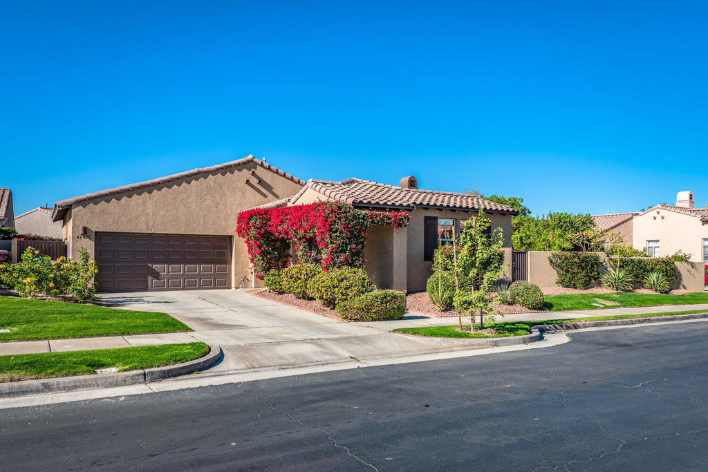 47875 Rosemary Street